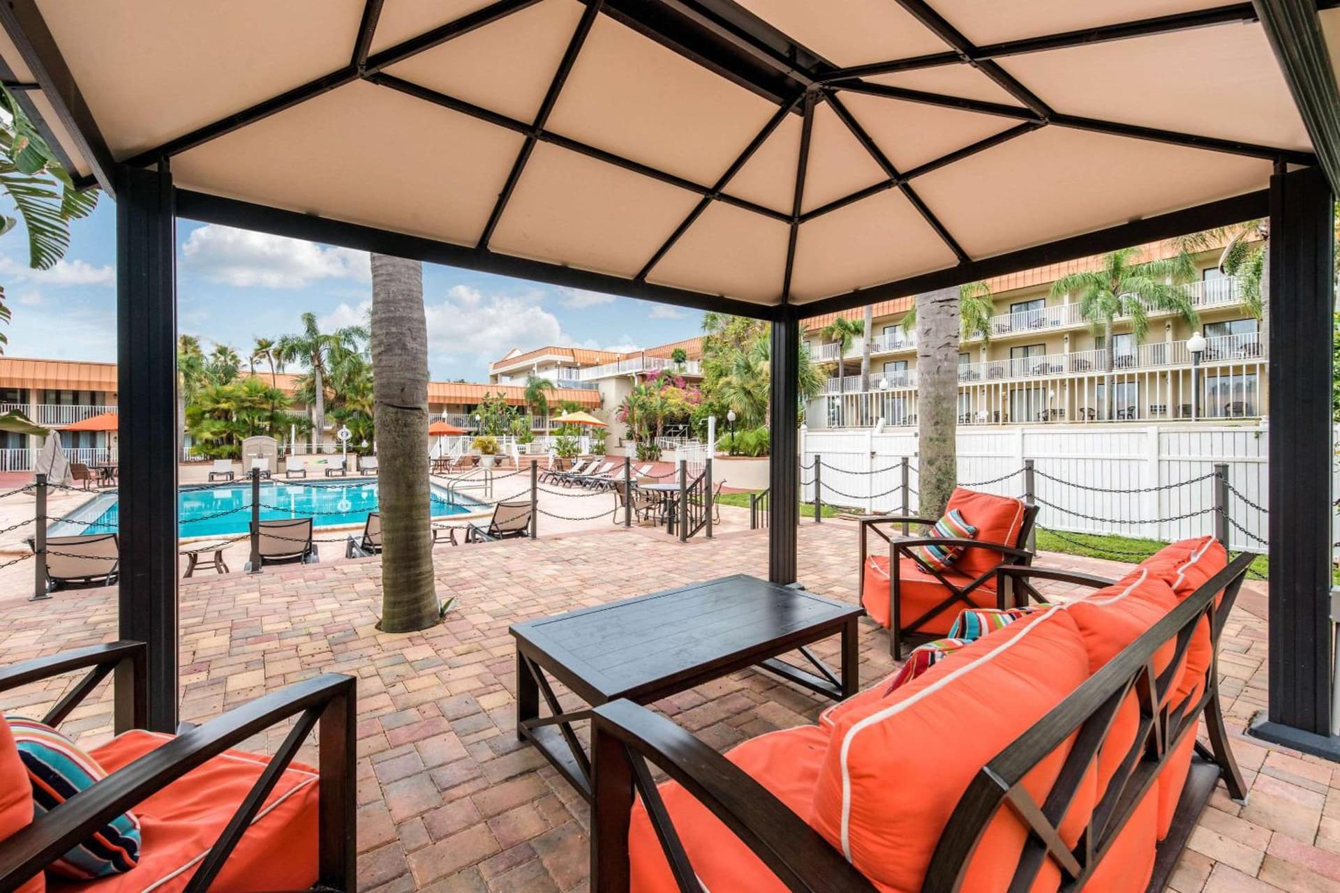 Quality Inn & Suites Tarpon Springs South gallery photo in Tarpon Springs, FL — image 6