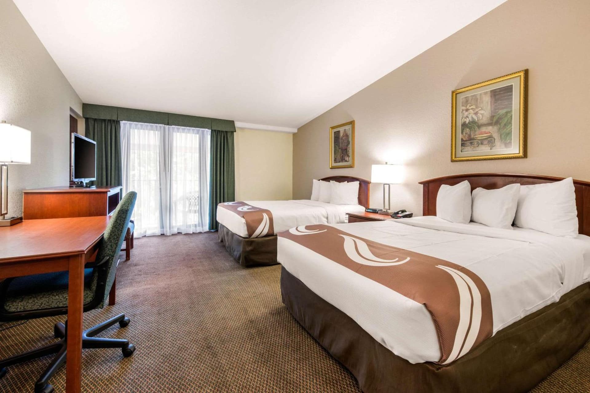 Quality Inn & Suites Tarpon Springs South gallery photo in Tarpon Springs, FL — image 39