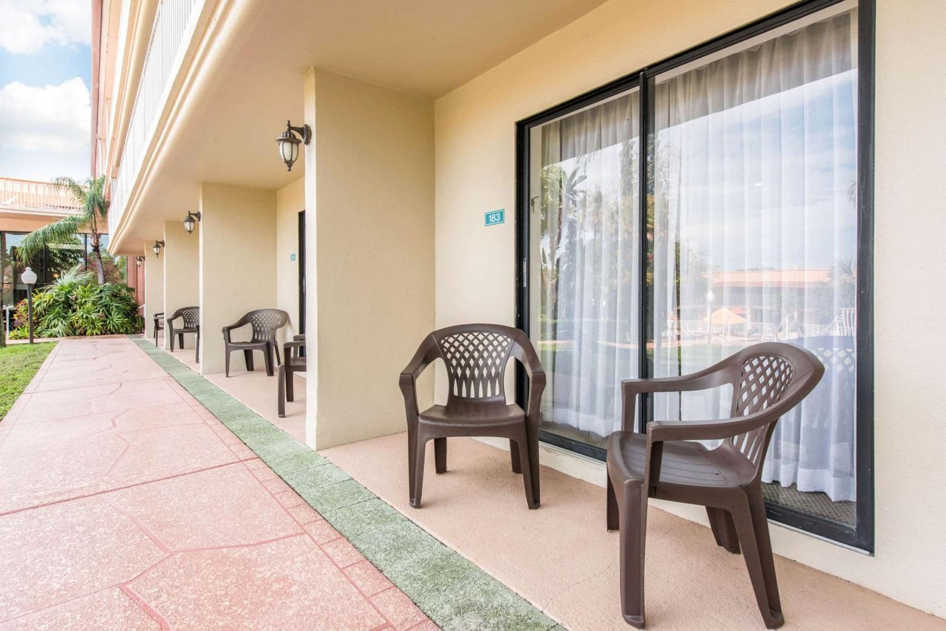 Quality Inn & Suites Tarpon Springs South gallery photo in Tarpon Springs, FL — image 5