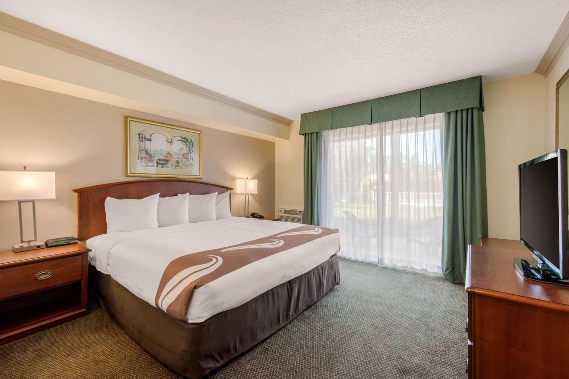 Quality Inn & Suites Tarpon Springs South gallery photo in Tarpon Springs, FL — image 12