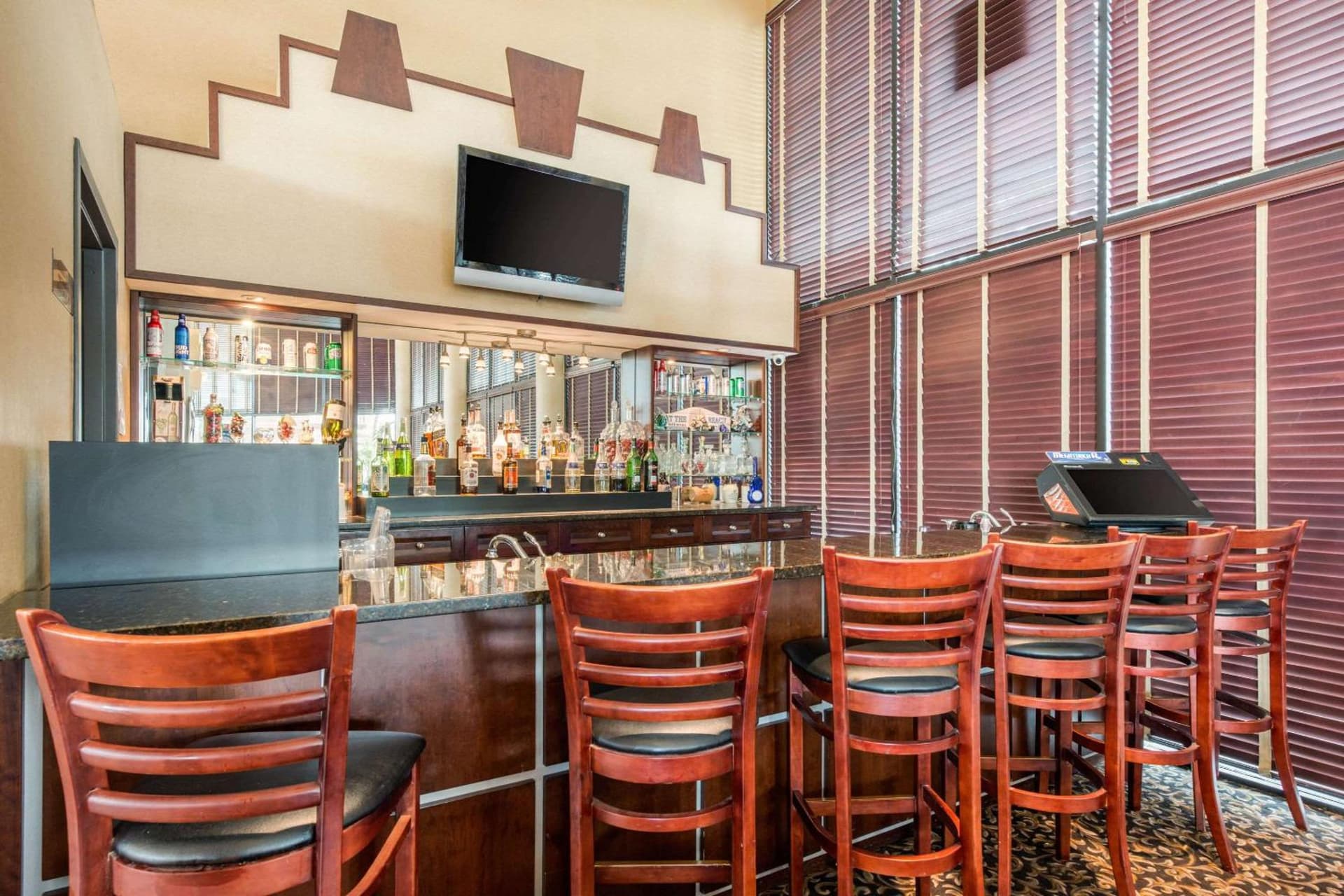 Quality Inn & Suites Tarpon Springs South gallery photo in Tarpon Springs, FL — image 22