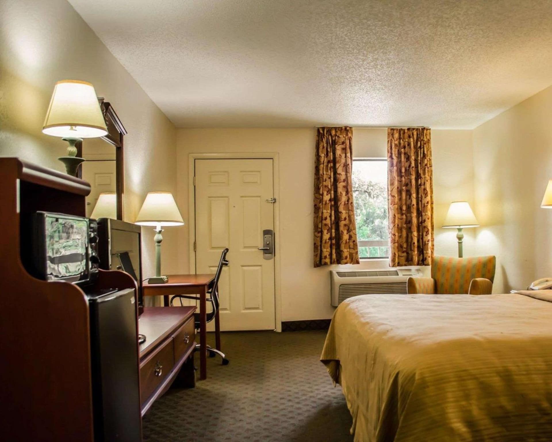 Quality Inn Crystal River gallery photo in Crystal River, FL — image 13