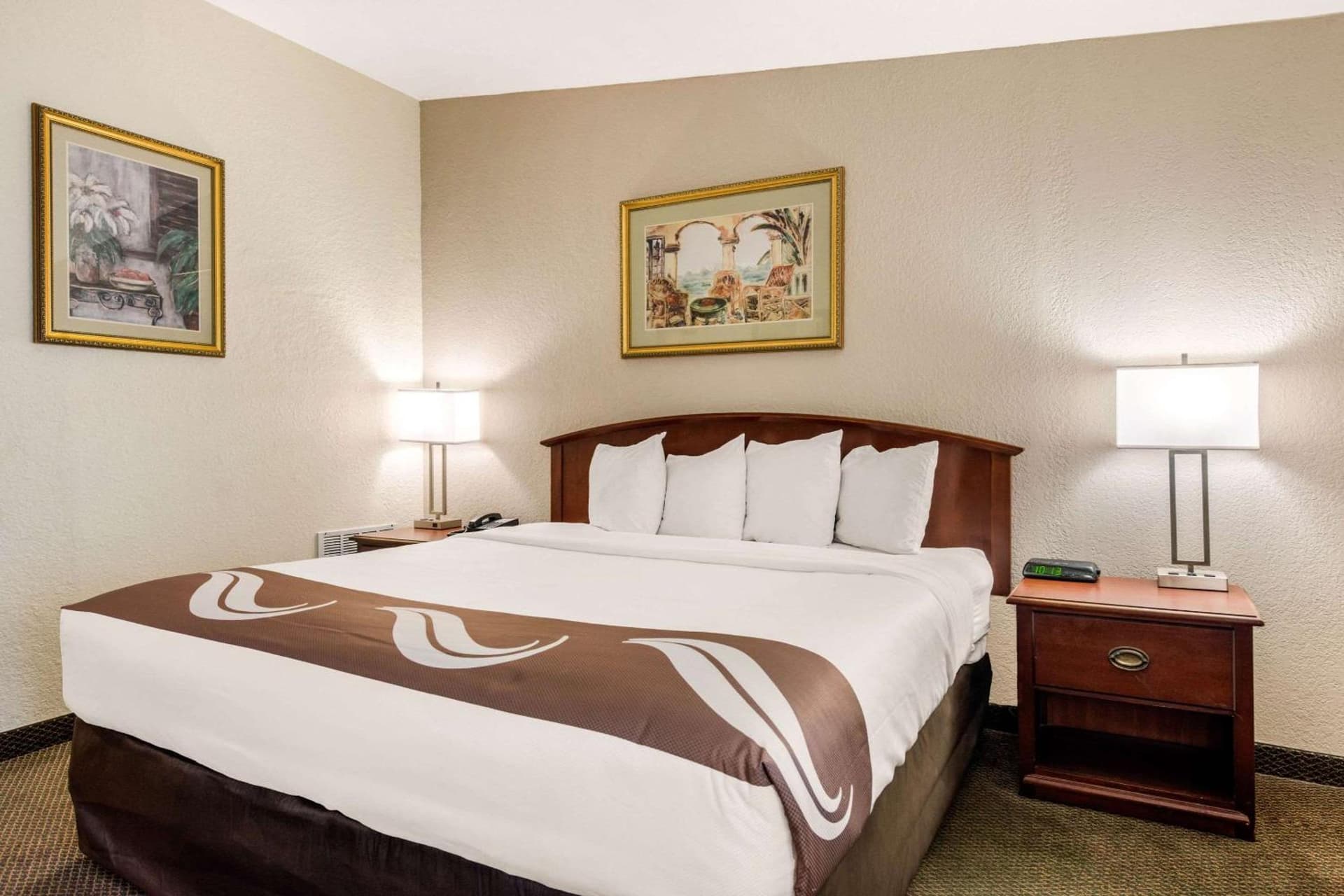 Quality Inn & Suites Tarpon Springs South gallery photo in Tarpon Springs, FL — image 35