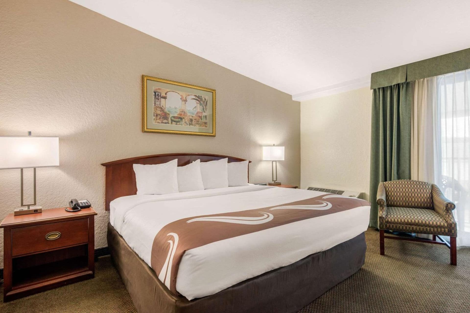 Quality Inn & Suites Tarpon Springs South gallery photo in Tarpon Springs, FL — image 24