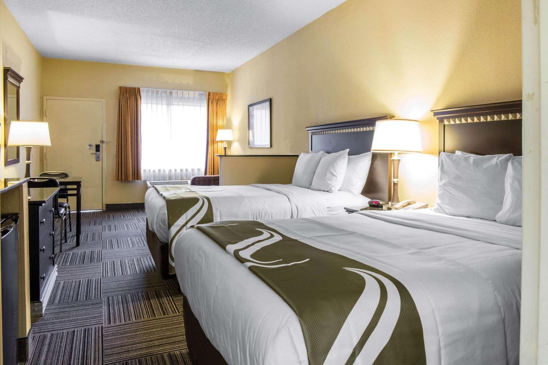 Mi Casa Hotel property views in Orlando, FL — gallery photo 3