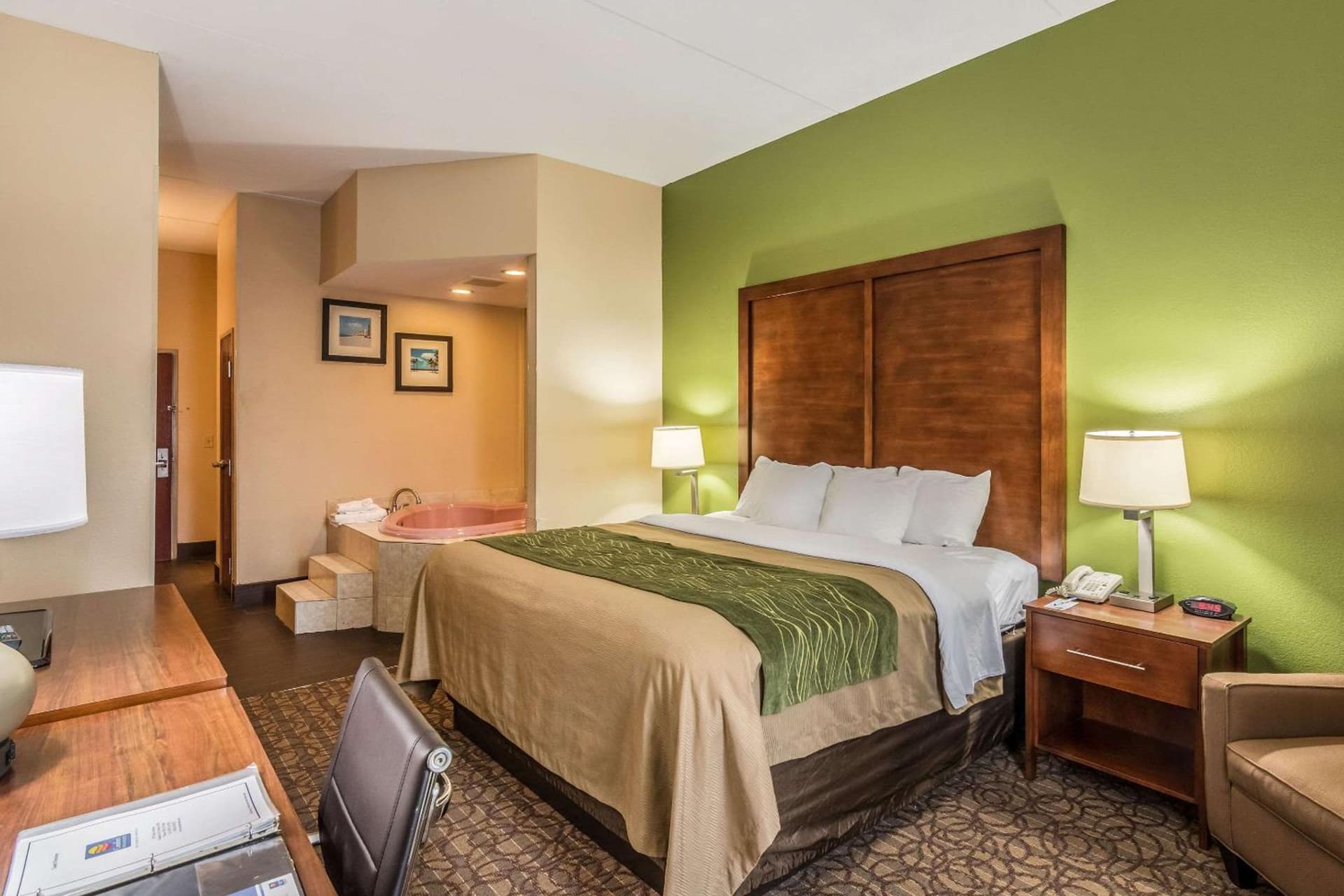 Comfort Inn & Suites Panama City North gallery photo in Panama City, FL — image 8