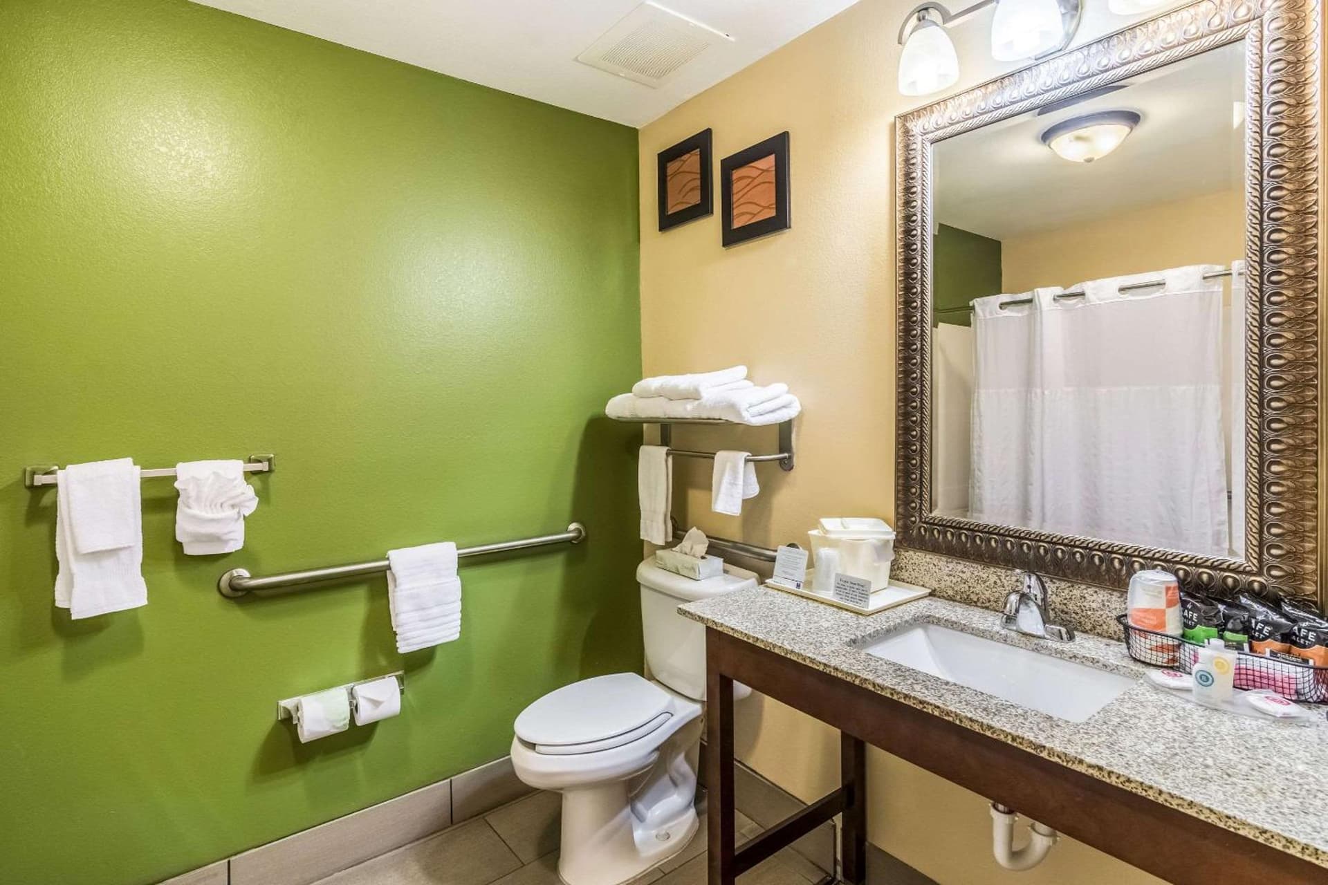 Comfort Inn & Suites Panama City North gallery photo in Panama City, FL — image 15