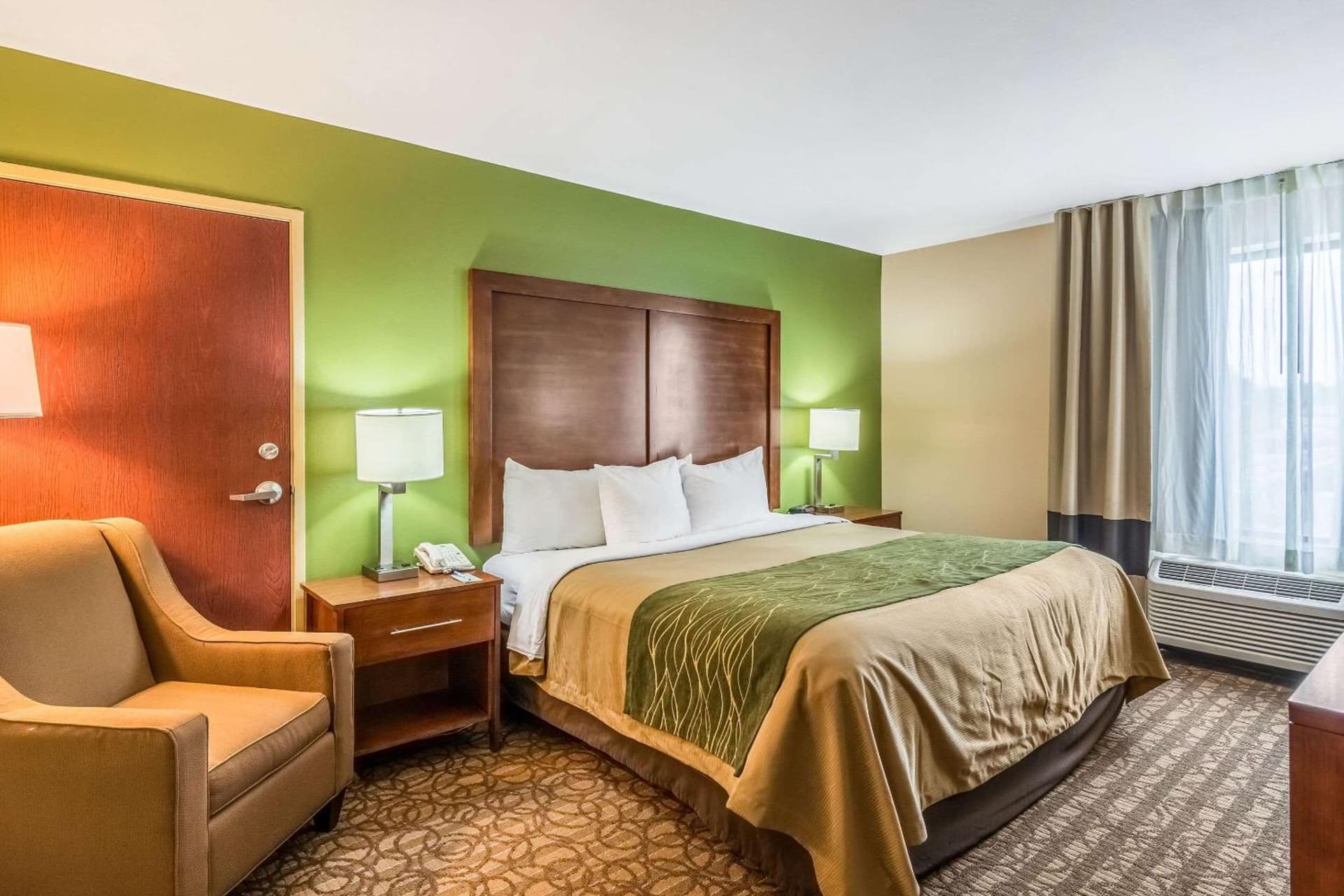 Comfort Inn & Suites Panama City North interior in Panama City, FL — gallery photo 2
