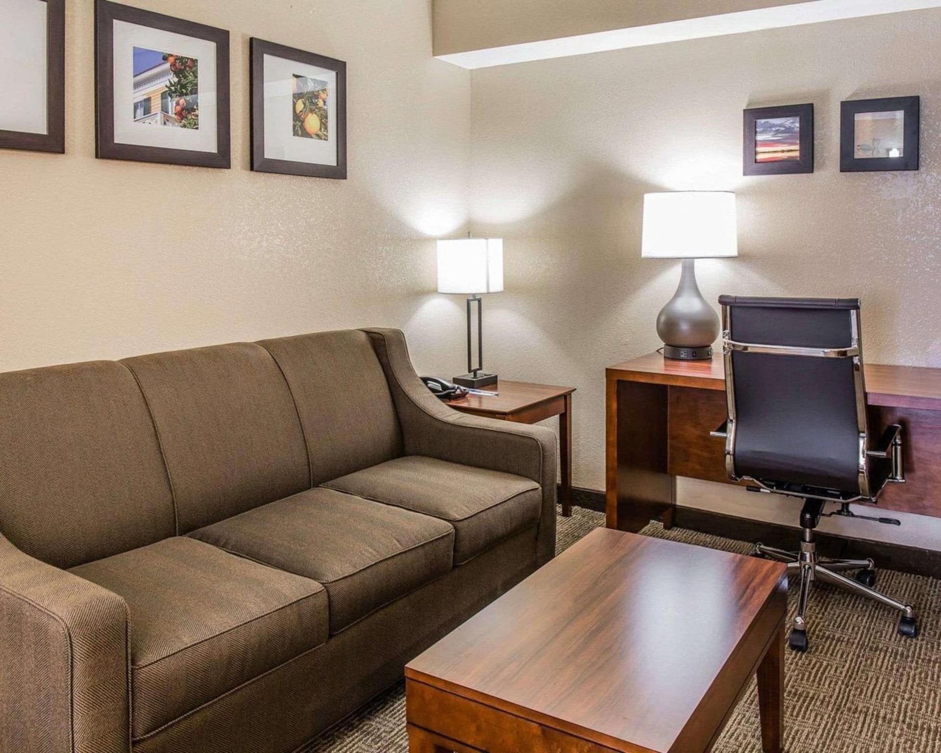 Comfort Inn & Suites Lakeland North I-4 gallery photo in Lakeland, FL — image 21
