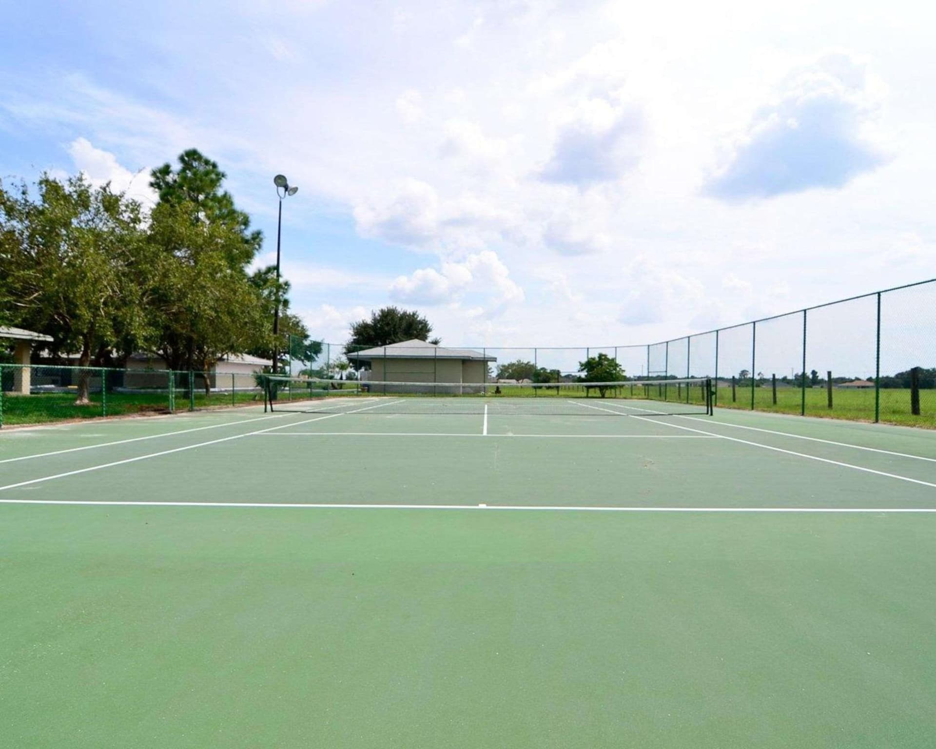 Rodeway Inn & Suites Haines City - Winter Haven property views in Haines City, FL — gallery photo 3