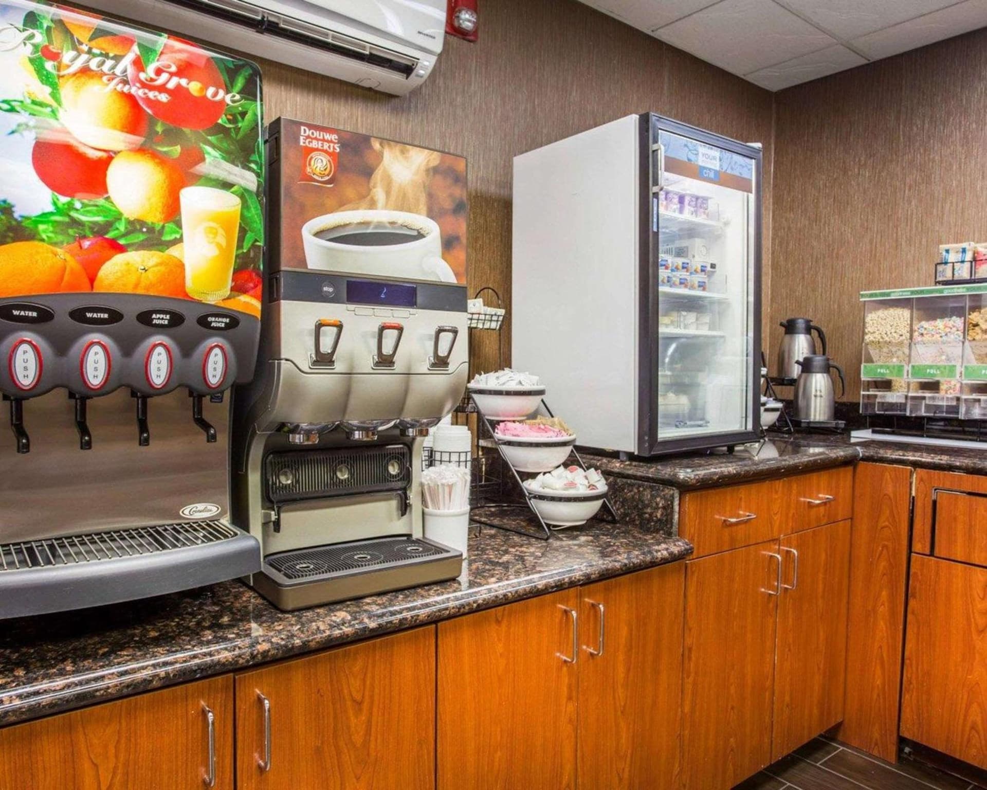 Comfort Inn & Suites at Stone Mountain gallery photo in Stone Mountain, GA — image 25