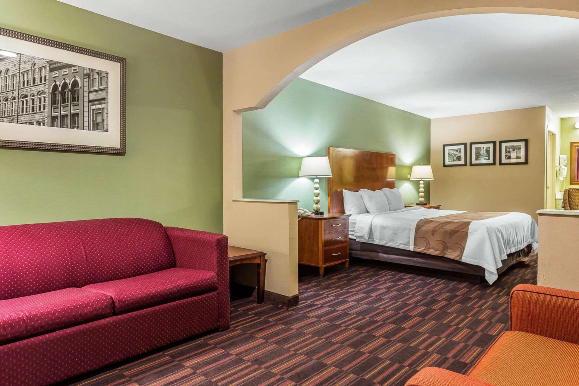 Quality Inn & Suites near Robins Air Force Base gallery photo in Warner Robins, GA — image 32