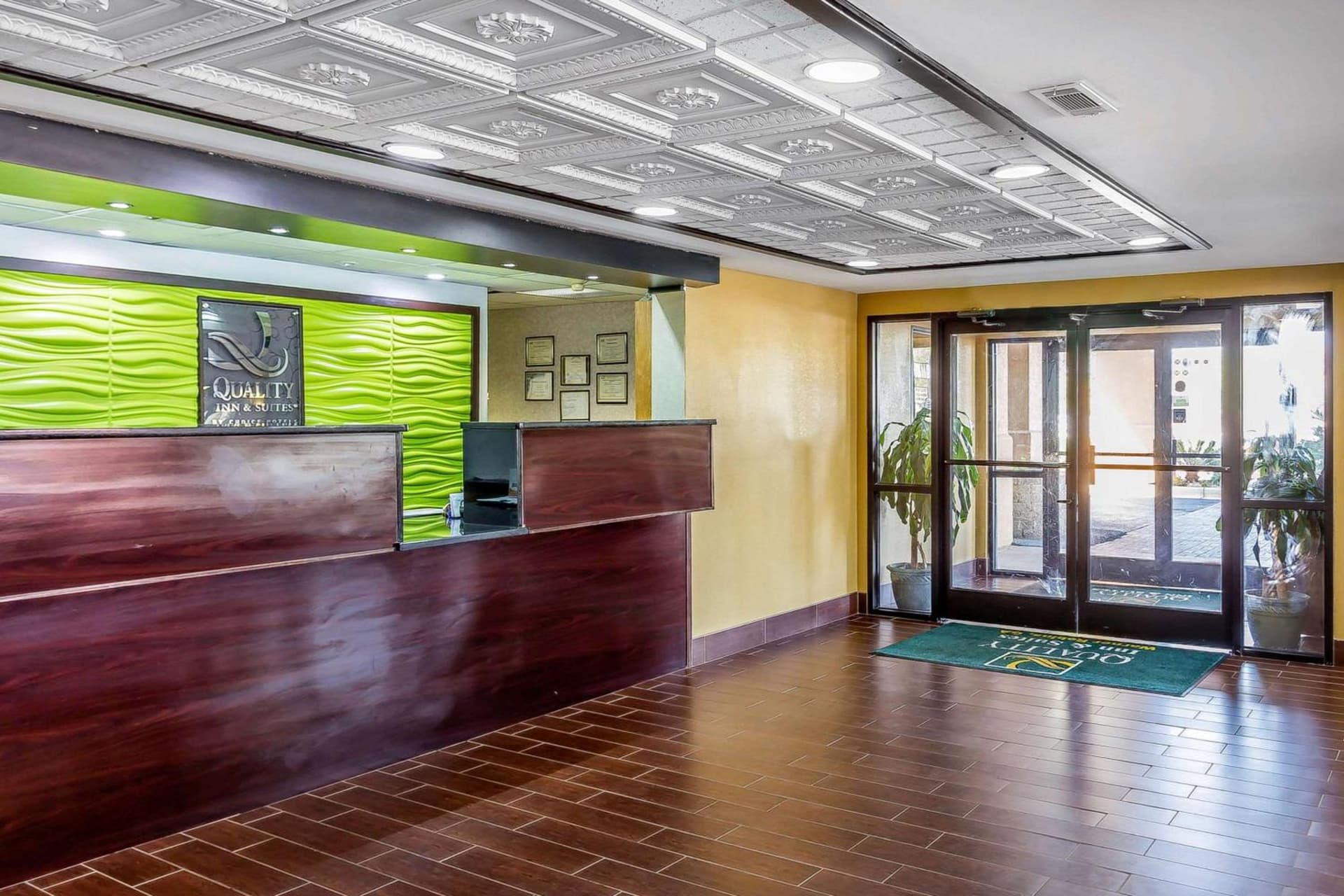 Quality Inn & Suites near Robins Air Force Base gallery photo in Warner Robins, GA — image 5
