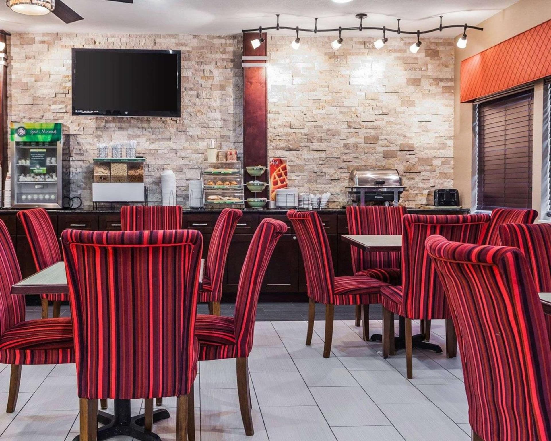 Quality Inn & Suites Des Moines Airport gallery photo in Des Moines, IA — image 17
