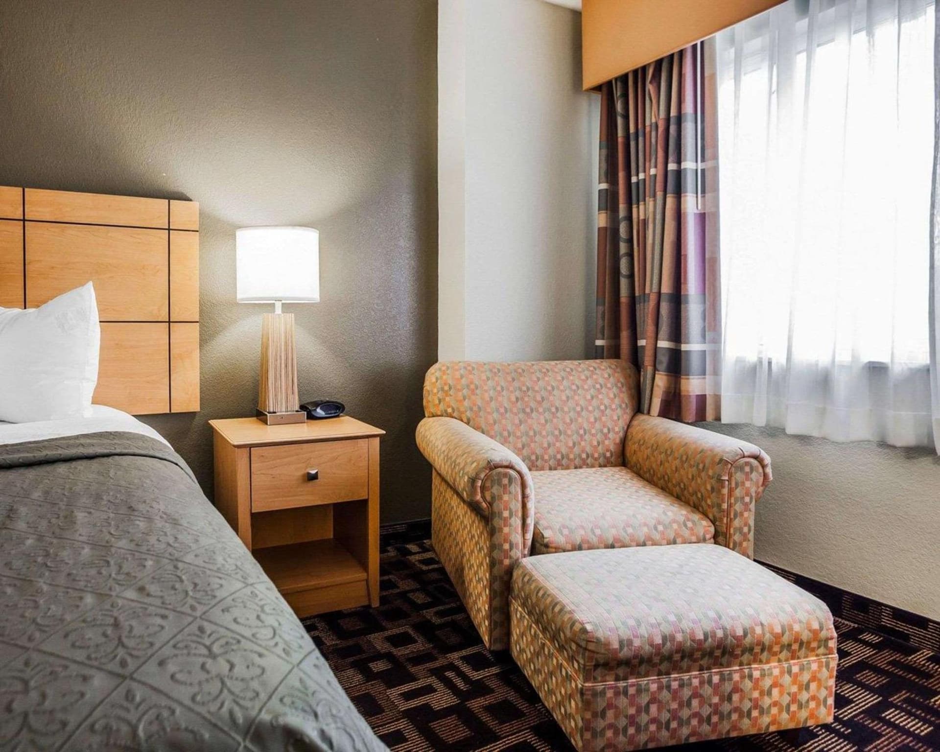Quality Inn & Suites Des Moines Airport gallery photo in Des Moines, IA — image 9