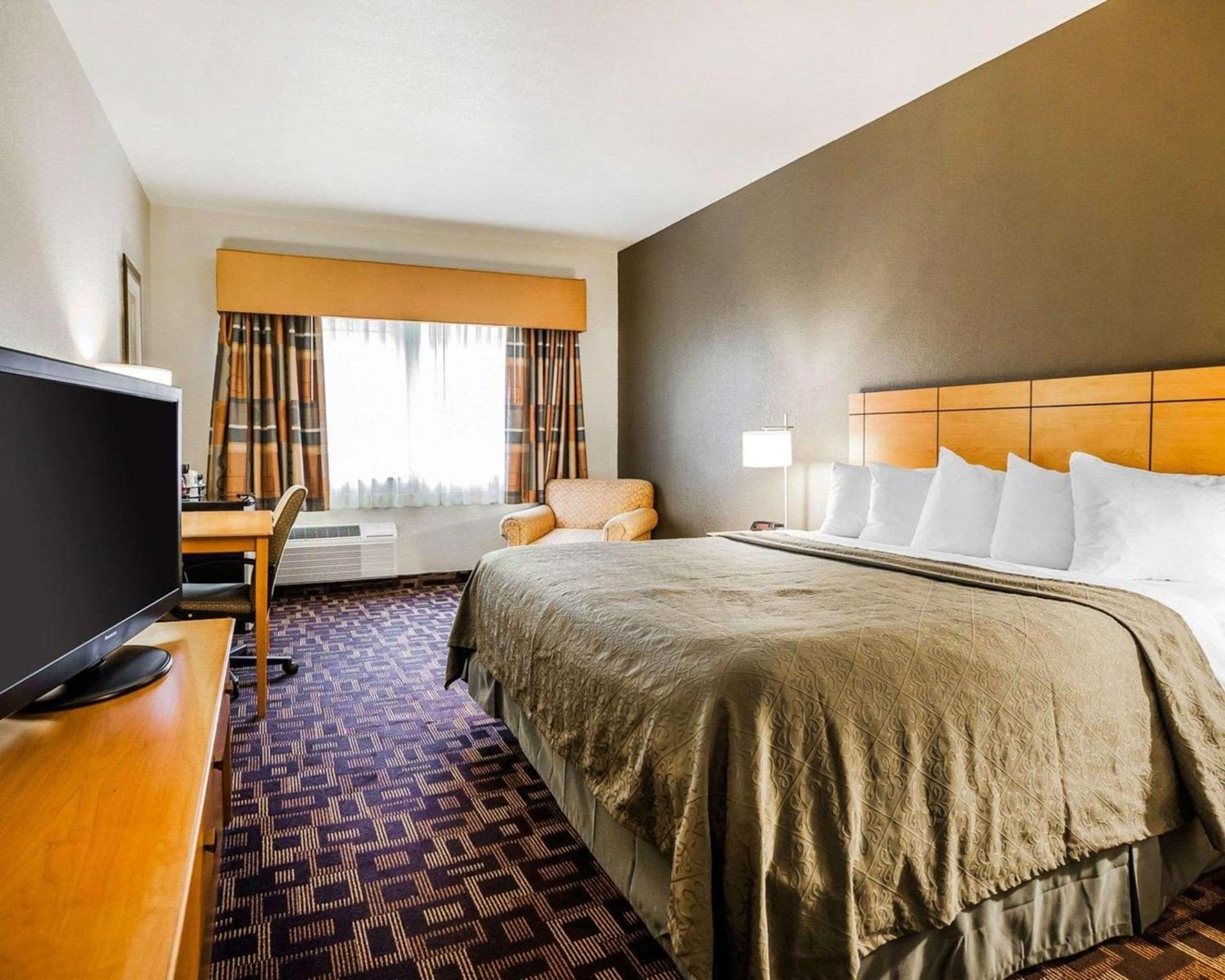 Quality Inn & Suites Des Moines Airport gallery photo in Des Moines, IA — image 12