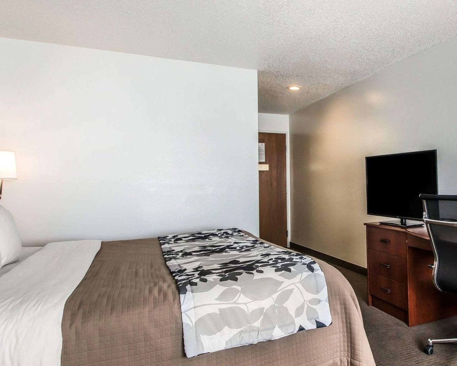 Sleep Inn & Suites Mount Vernon gallery photo in Mount Vernon, IA — image 23