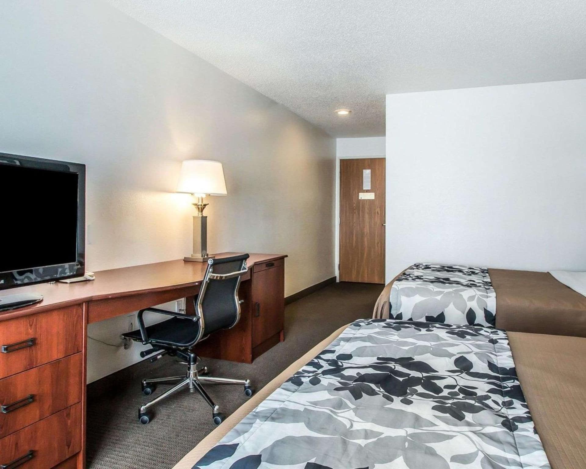Sleep Inn & Suites Mount Vernon gallery photo in Mount Vernon, IA — image 16