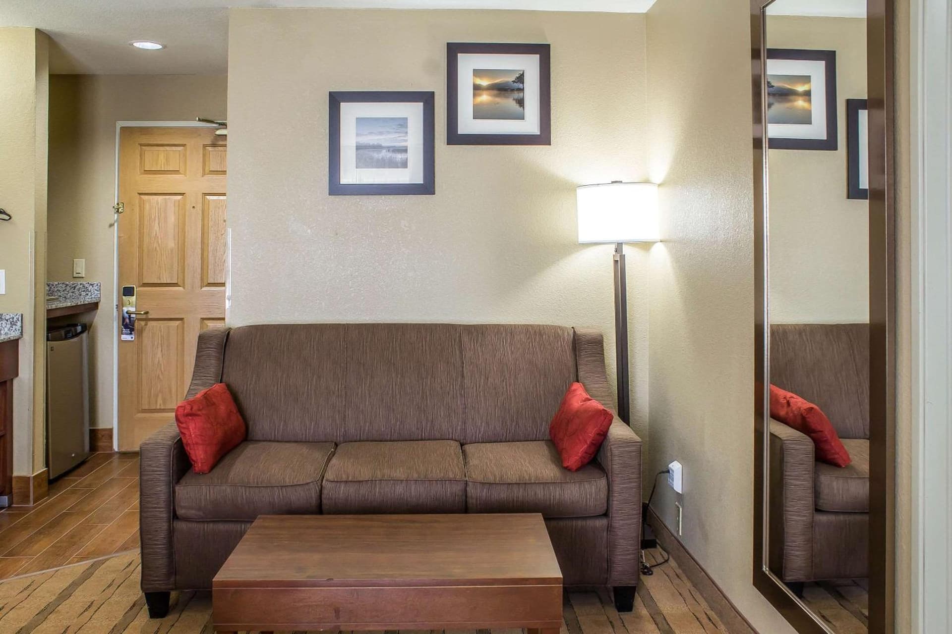 Comfort Inn & Suites Cedar Rapids North - Collins Road gallery photo in Cedar Rapids, IA — image 40
