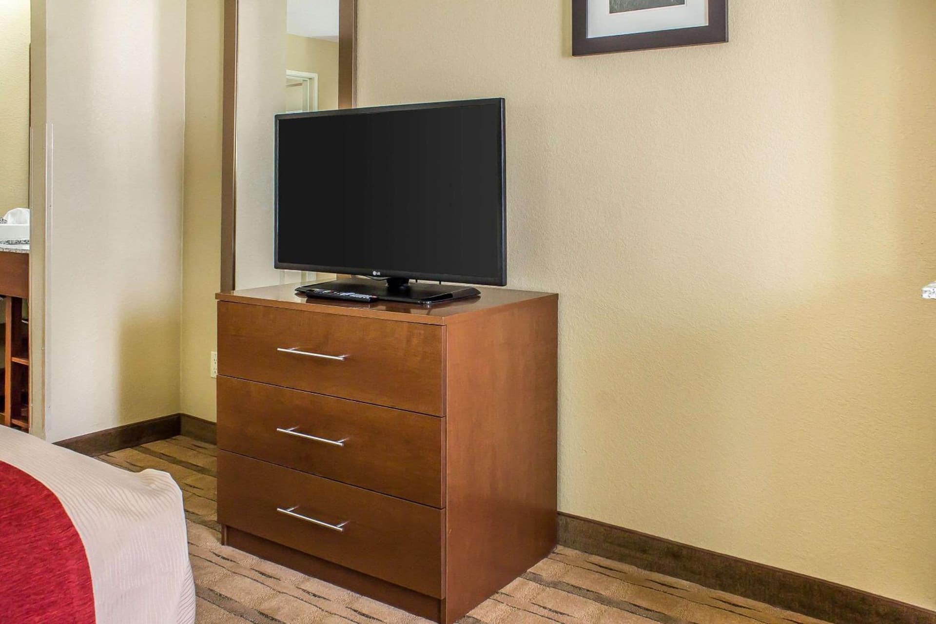 Comfort Inn & Suites Cedar Rapids North - Collins Road gallery photo in Cedar Rapids, IA — image 8