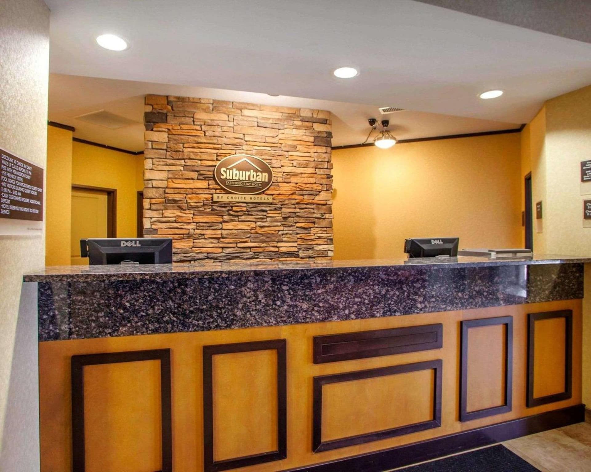 Suburban Studios Cedar Falls interior in Cedar Falls, IA — gallery photo 2
