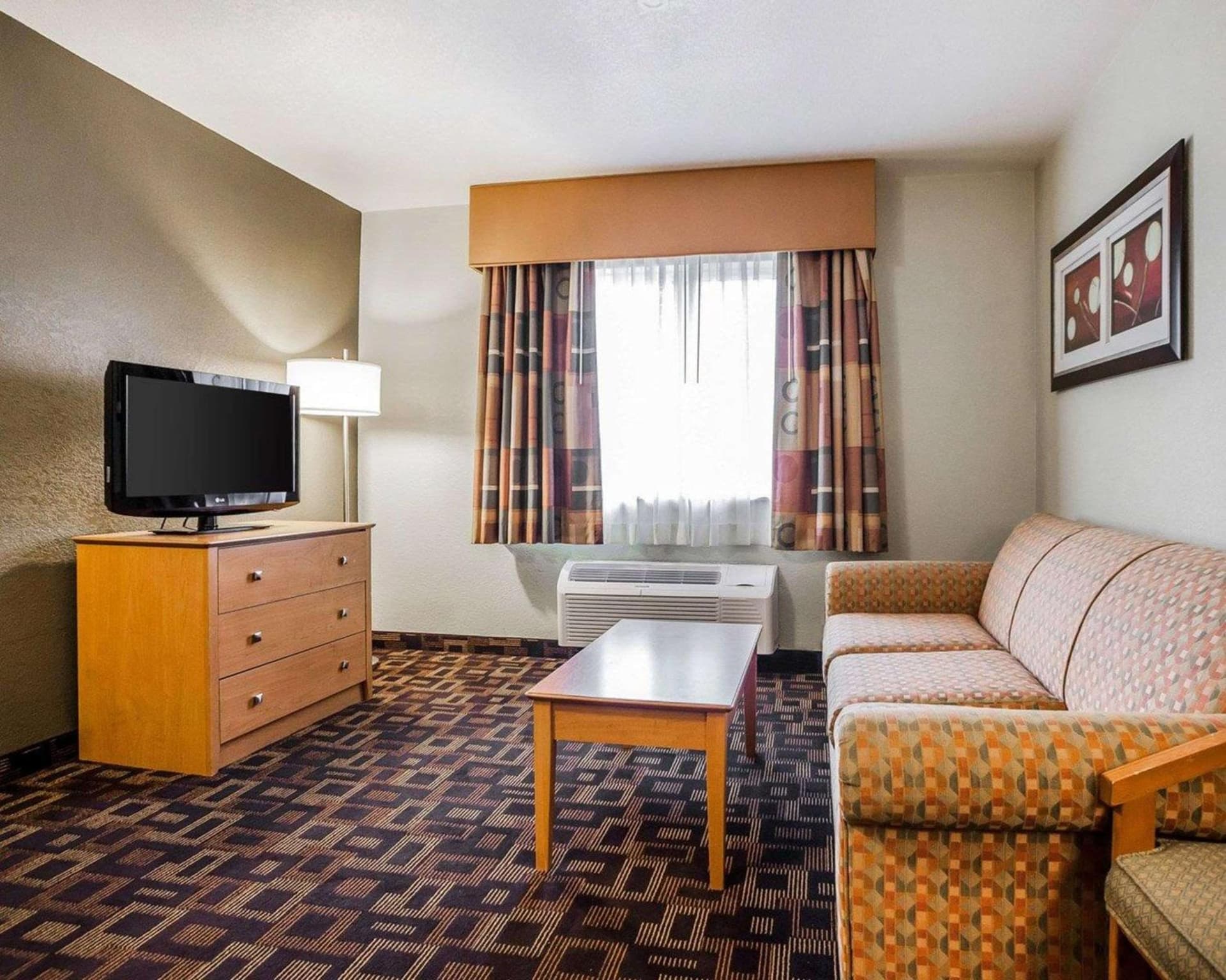 Quality Inn & Suites Des Moines Airport gallery photo in Des Moines, IA — image 24