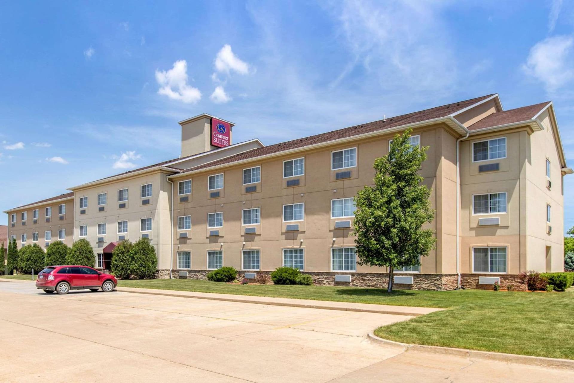 Comfort Suites Cedar Falls Industrial Park gallery photo in Cedar Falls, IA — image 13