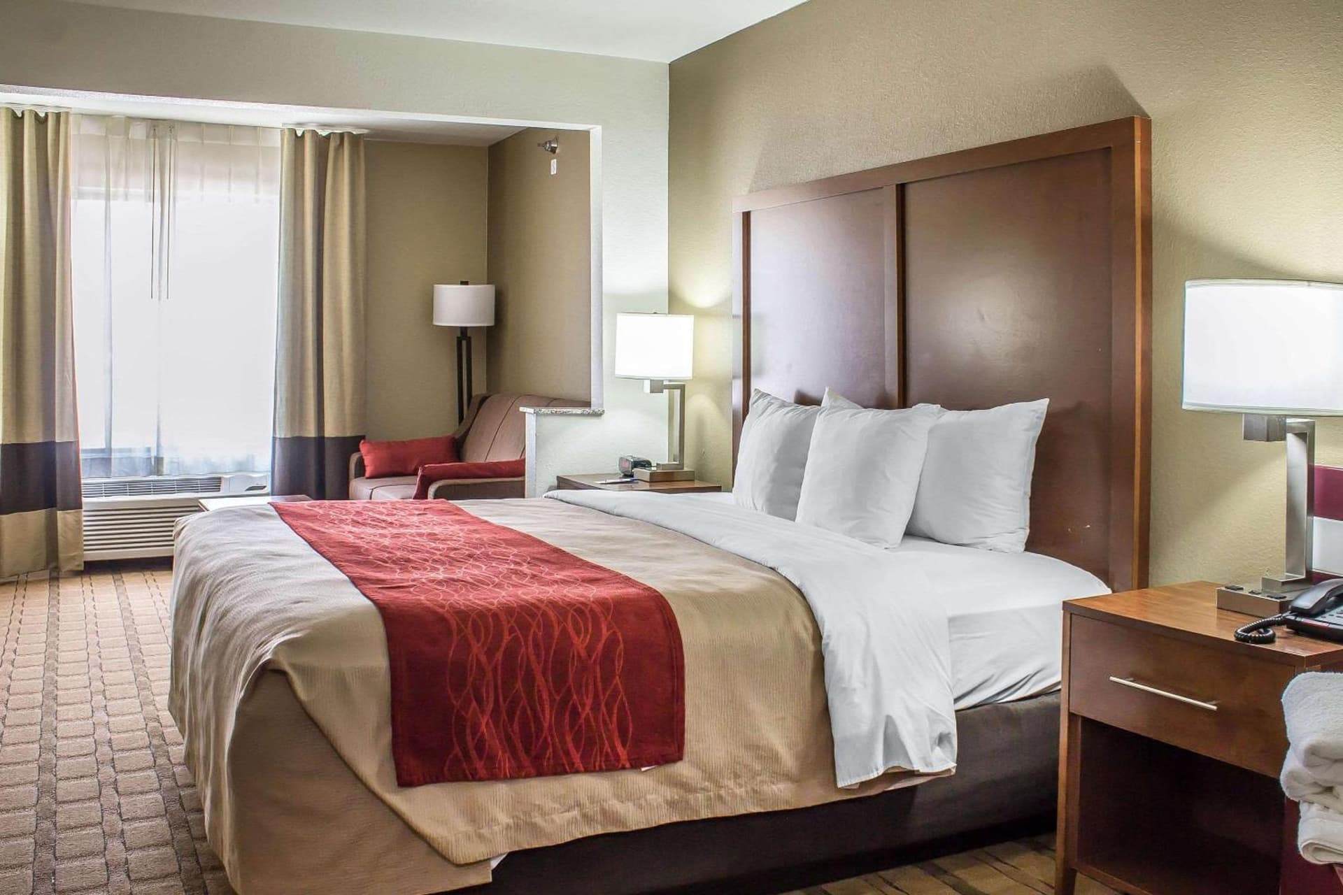 Comfort Inn & Suites Cedar Rapids North - Collins Road gallery photo in Cedar Rapids, IA — image 38