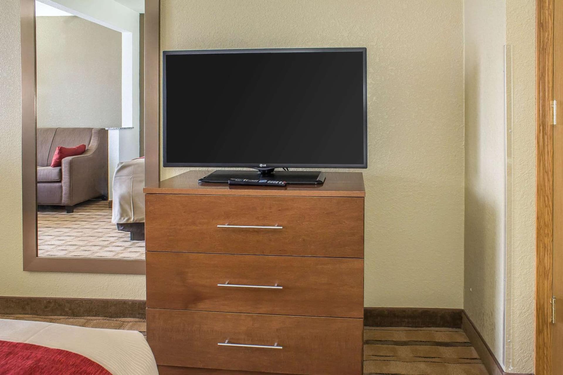 Comfort Inn & Suites Cedar Rapids North - Collins Road gallery photo in Cedar Rapids, IA — image 49