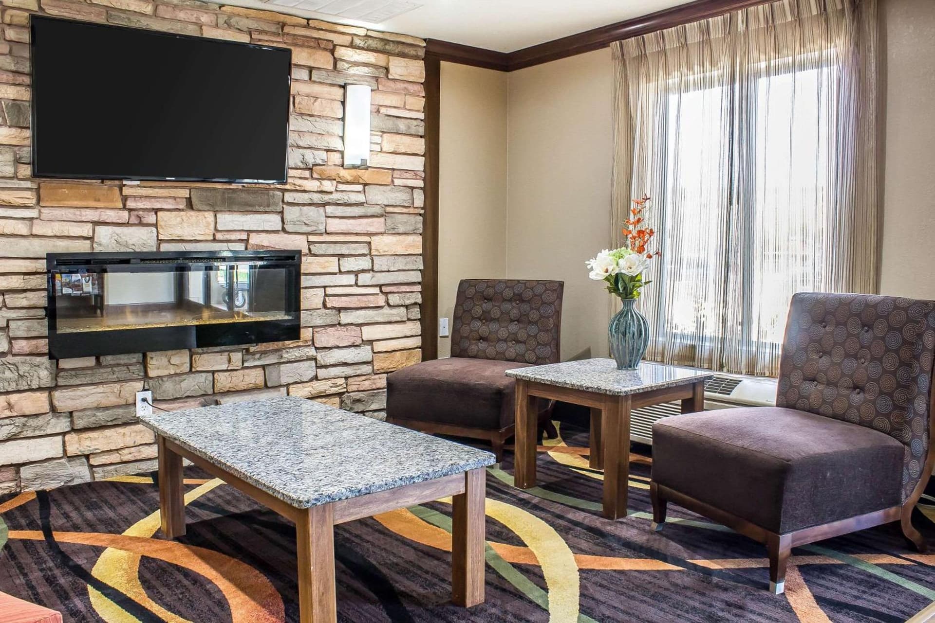Comfort Inn & Suites Cedar Rapids North - Collins Road gallery photo in Cedar Rapids, IA — image 47