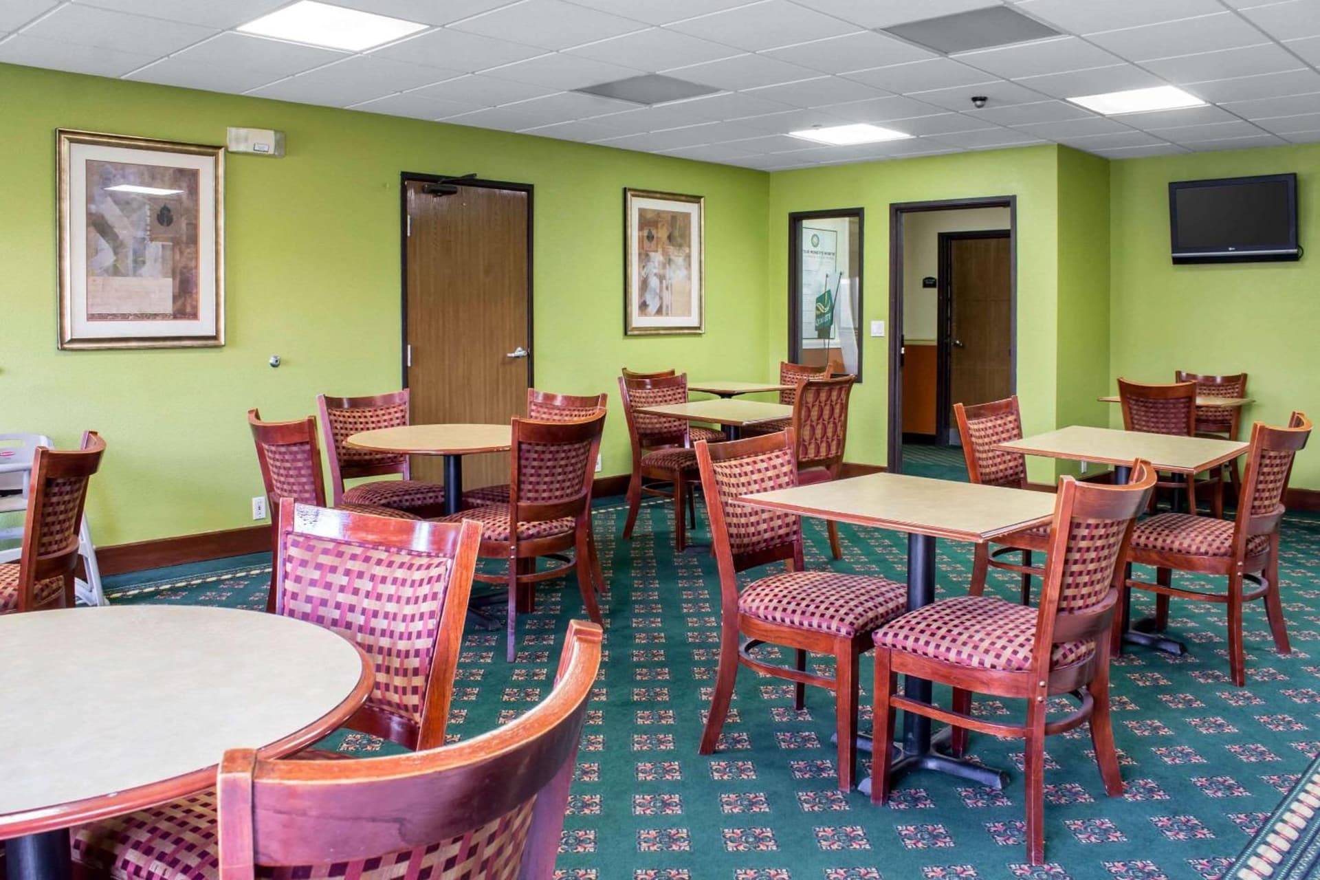Quality Inn & Suites Sioux City Southeast gallery photo in Sioux City, IA — image 23
