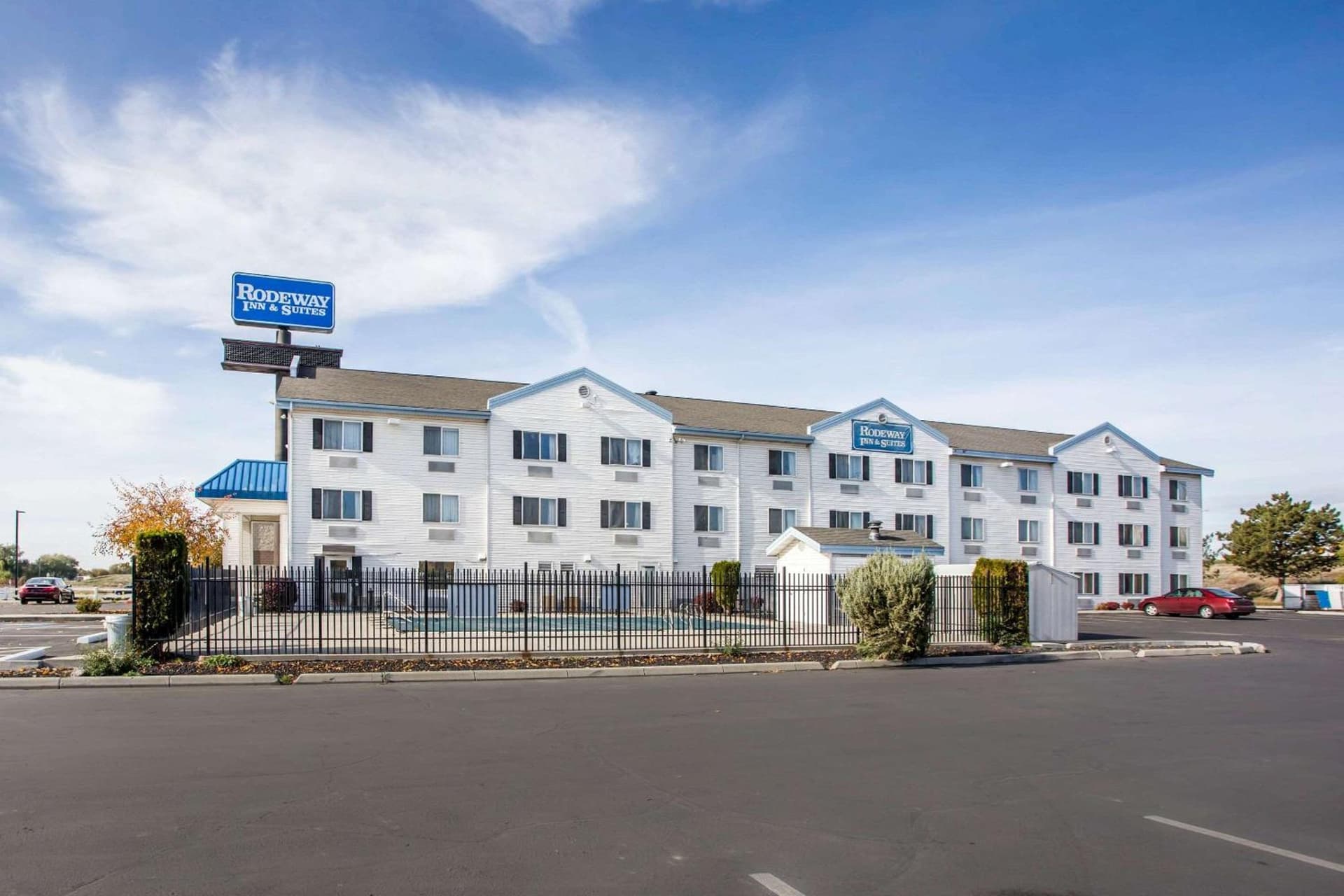 Rodeway Inn & Suites Nampa interior in Nampa, ID — gallery photo 2