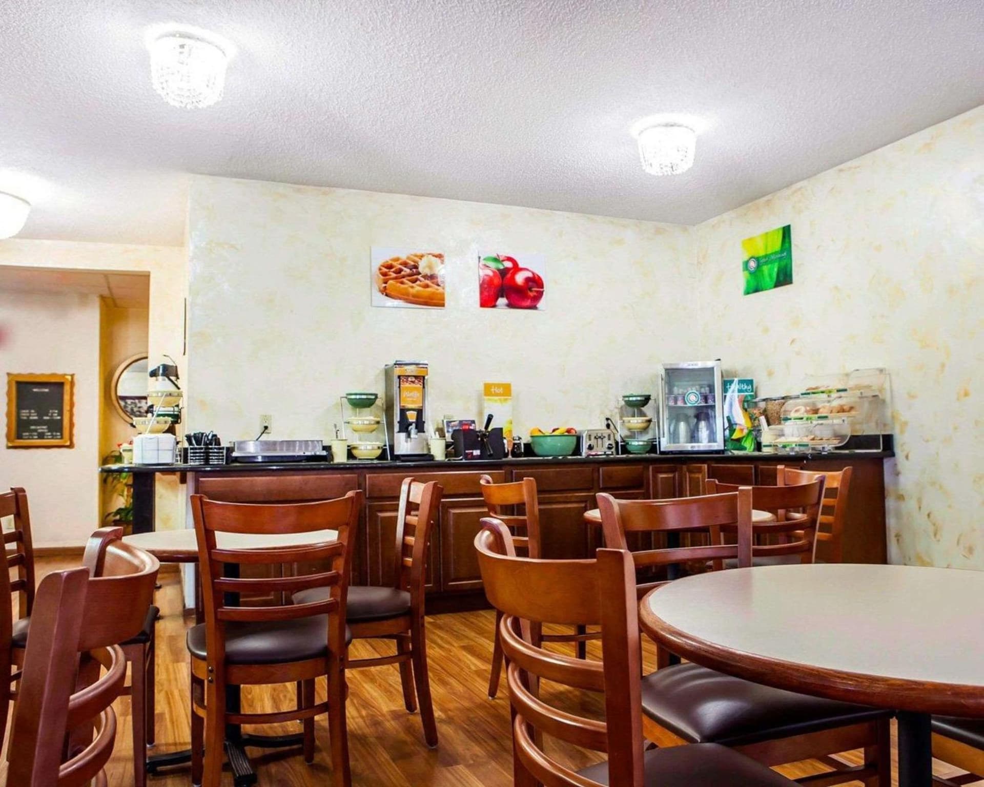 Quality Inn & Suites Champaign North - Urbana gallery photo in Champaign, IL — image 4