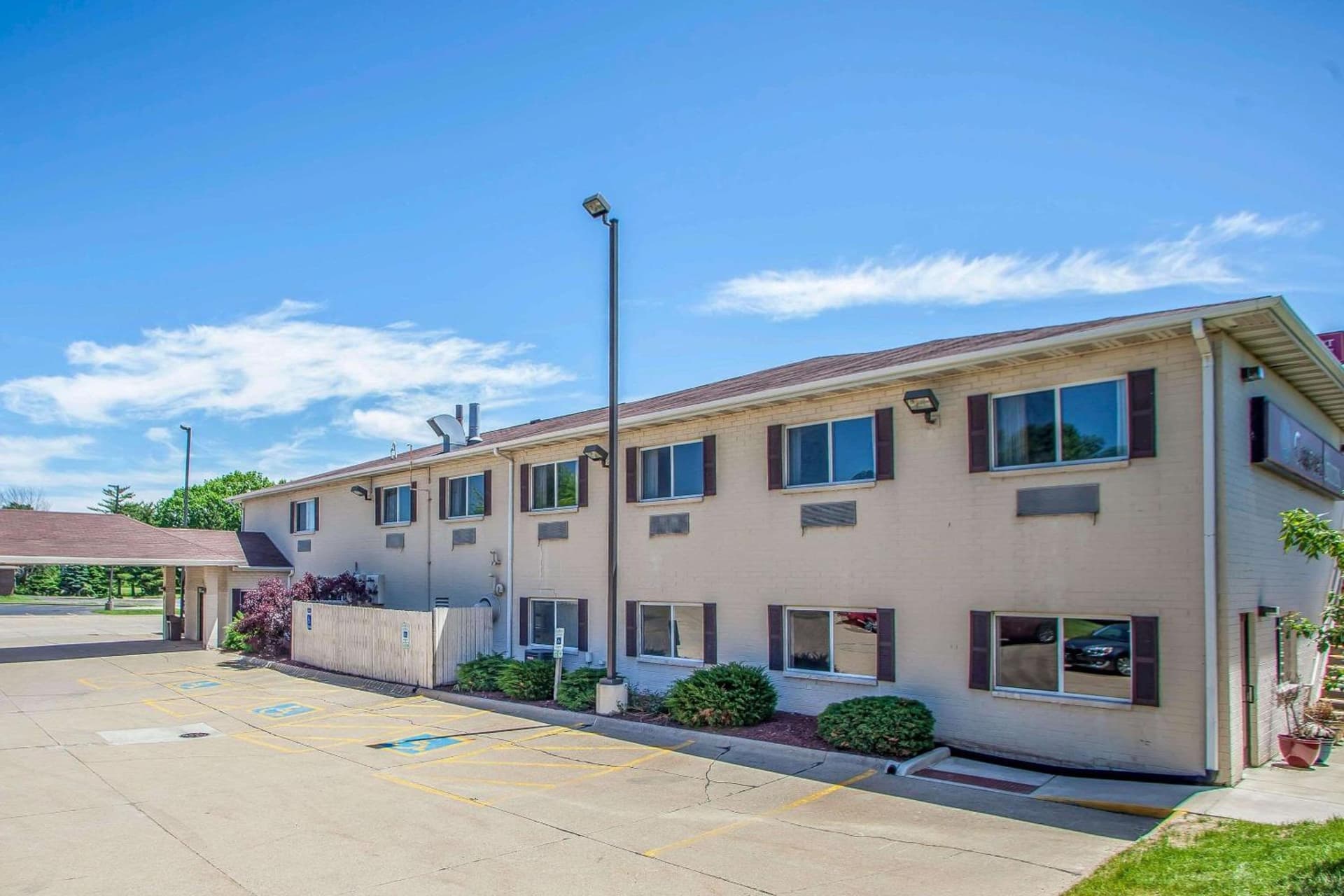 Comfort Suites Peoria I-74 featured exterior or lobby in Peoria, IL — similar hotel