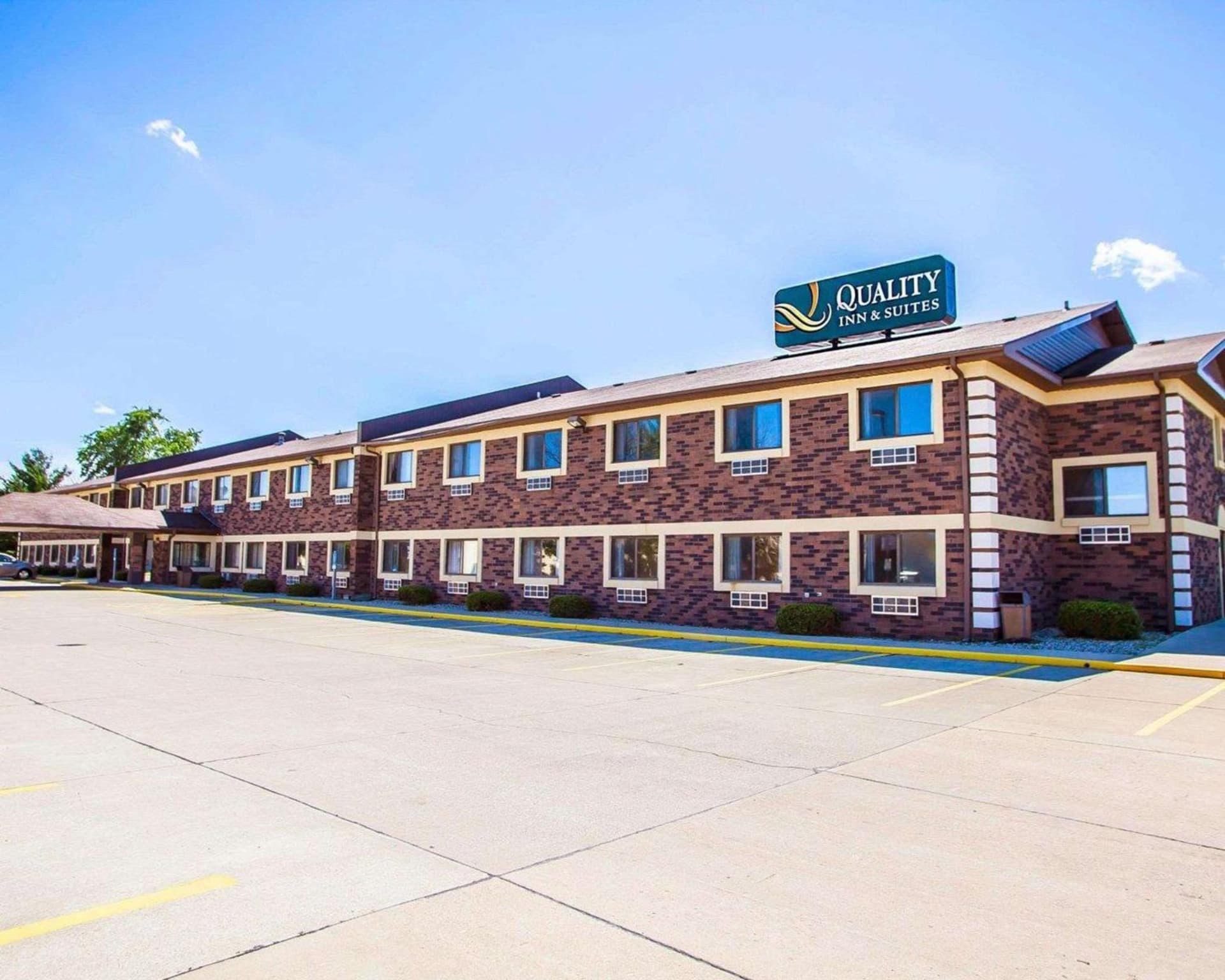 Quality Inn & Suites Champaign North - Urbana gallery photo in Champaign, IL — image 24