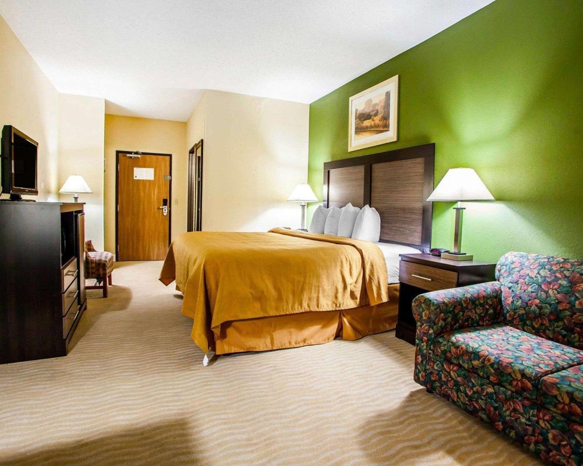 Quality Inn & Suites Champaign North - Urbana gallery photo in Champaign, IL — image 30