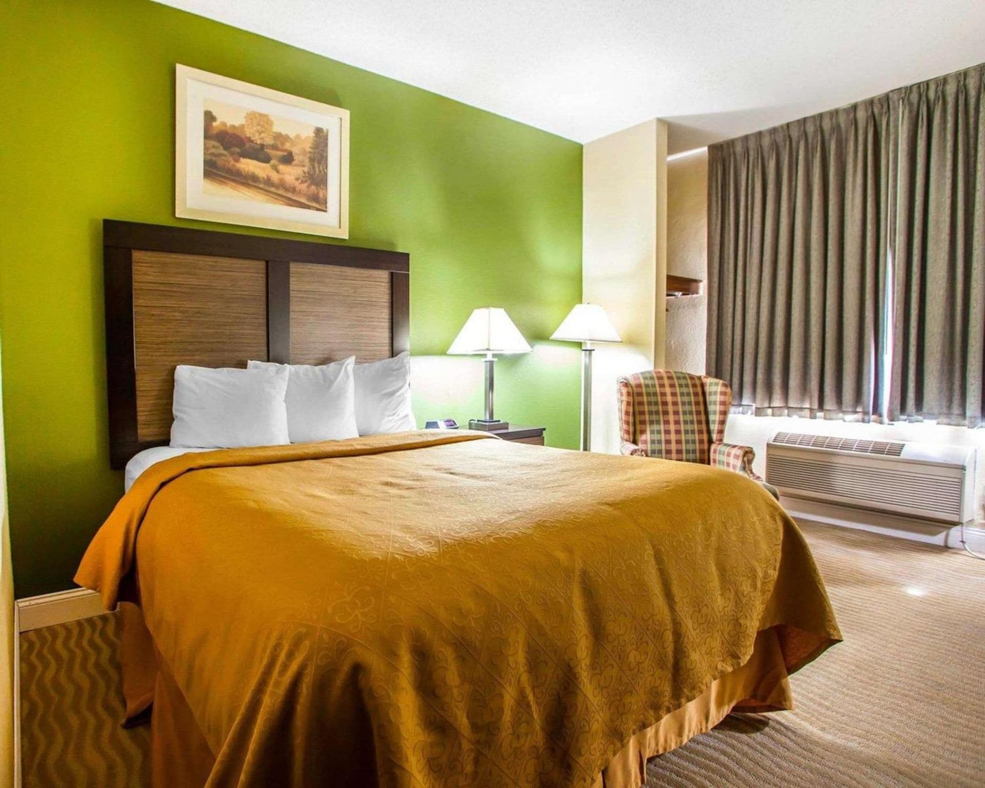 Quality Inn & Suites Champaign North - Urbana gallery photo in Champaign, IL — image 5