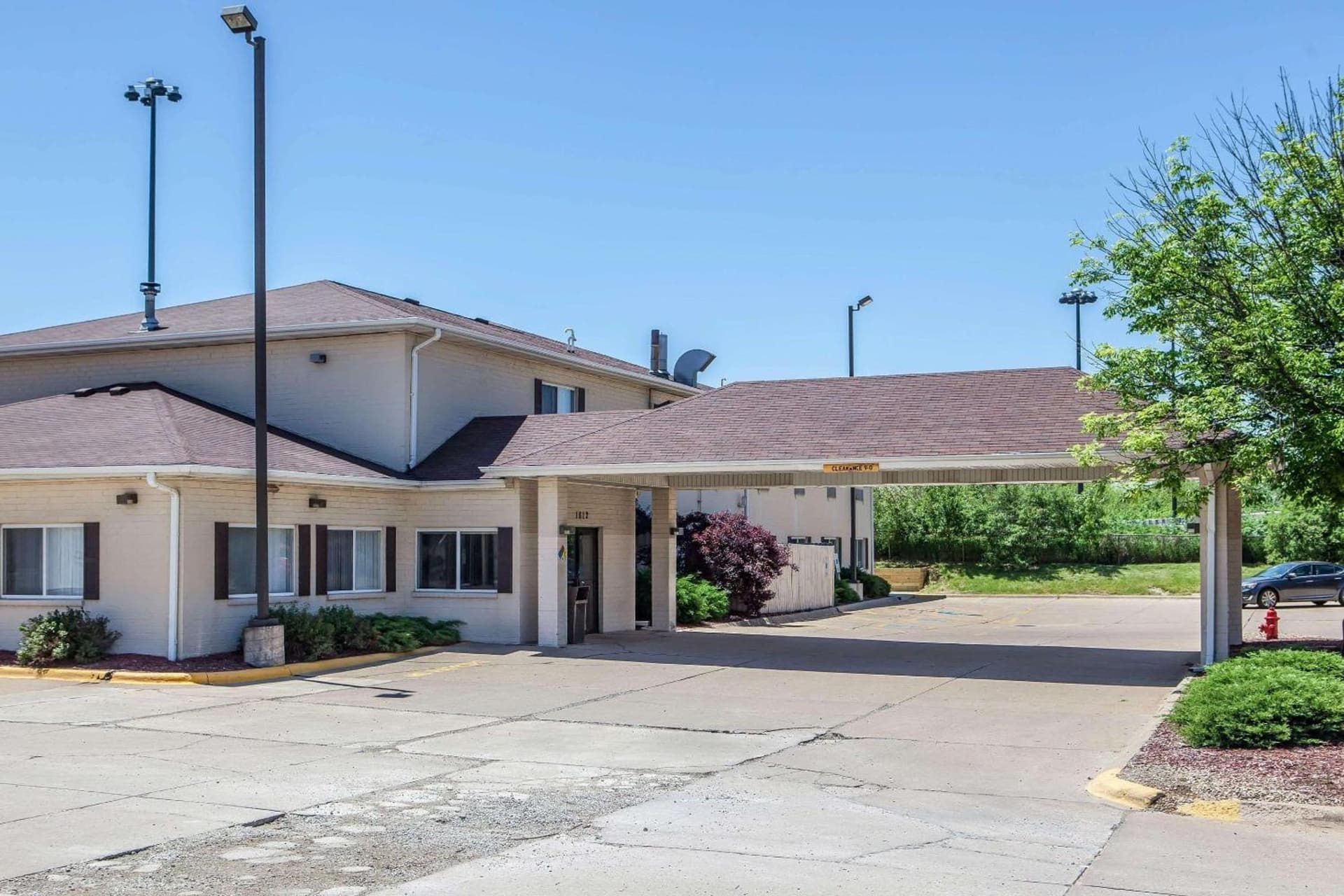 Comfort Suites Peoria I-74 gallery photo in Peoria, IL — image 19