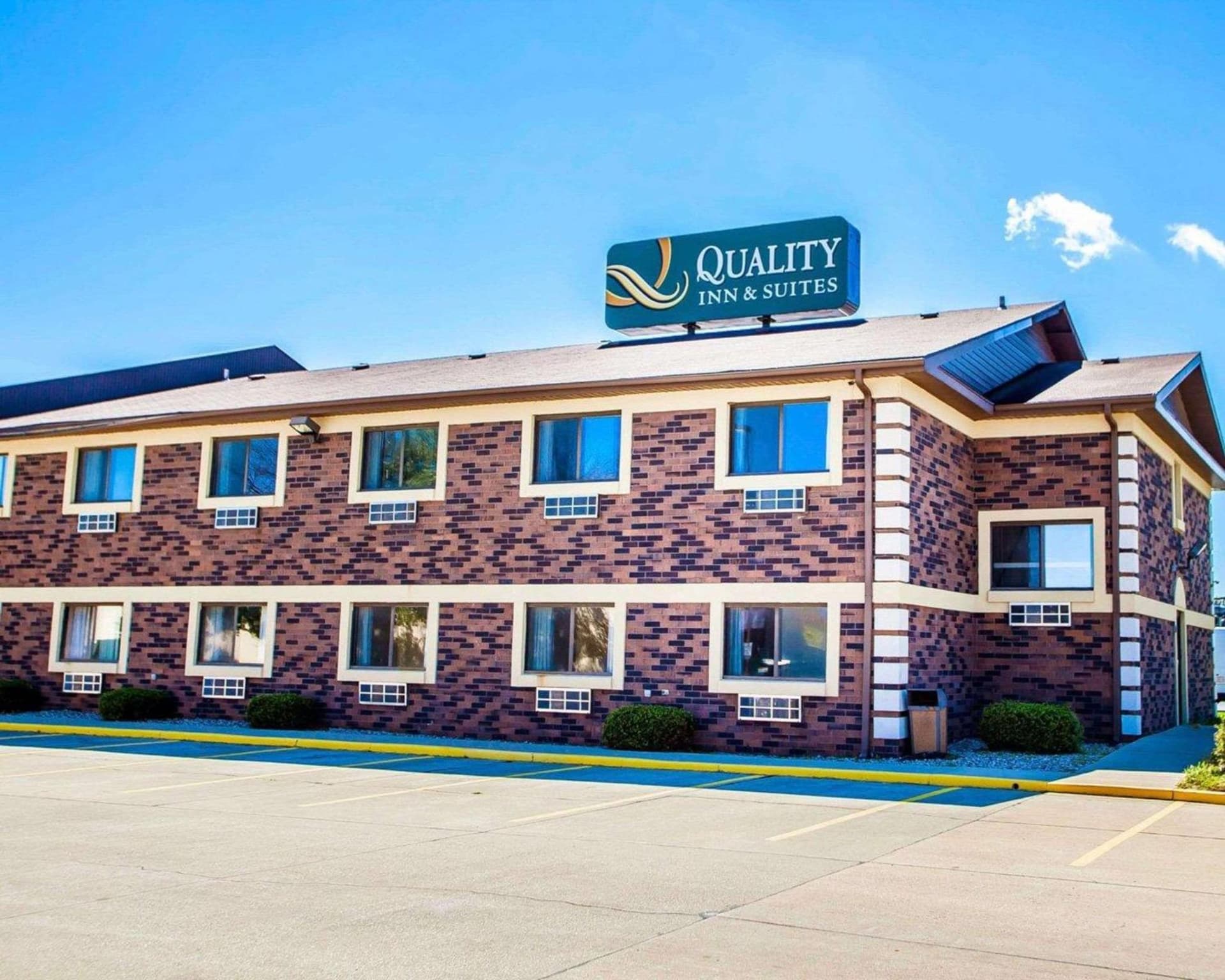 Quality Inn & Suites Champaign North - Urbana gallery photo in Champaign, IL — image 14