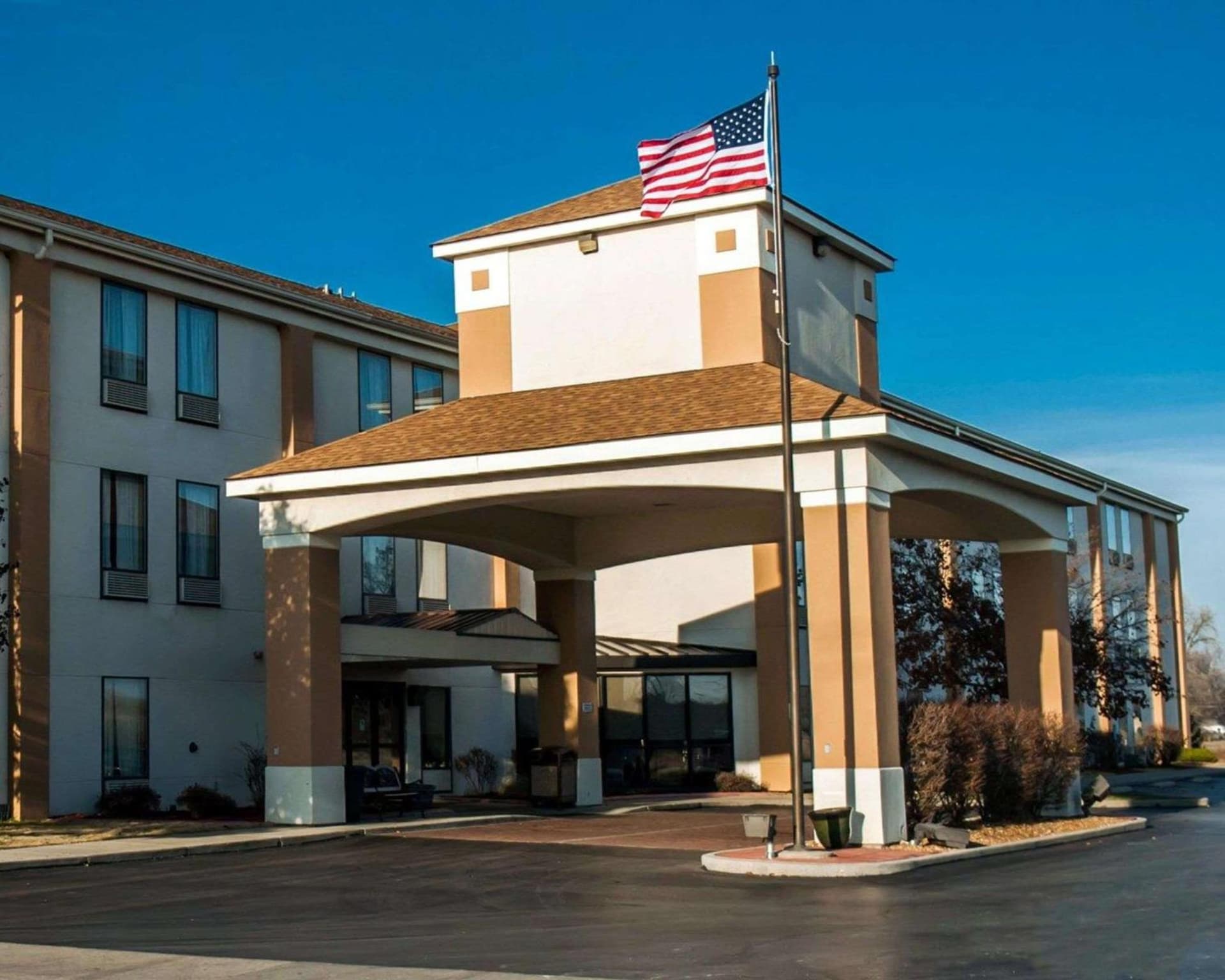 Quality Inn & Suites near St Louis and I-255 featured exterior or lobby in Cahokia, IL — similar hotel