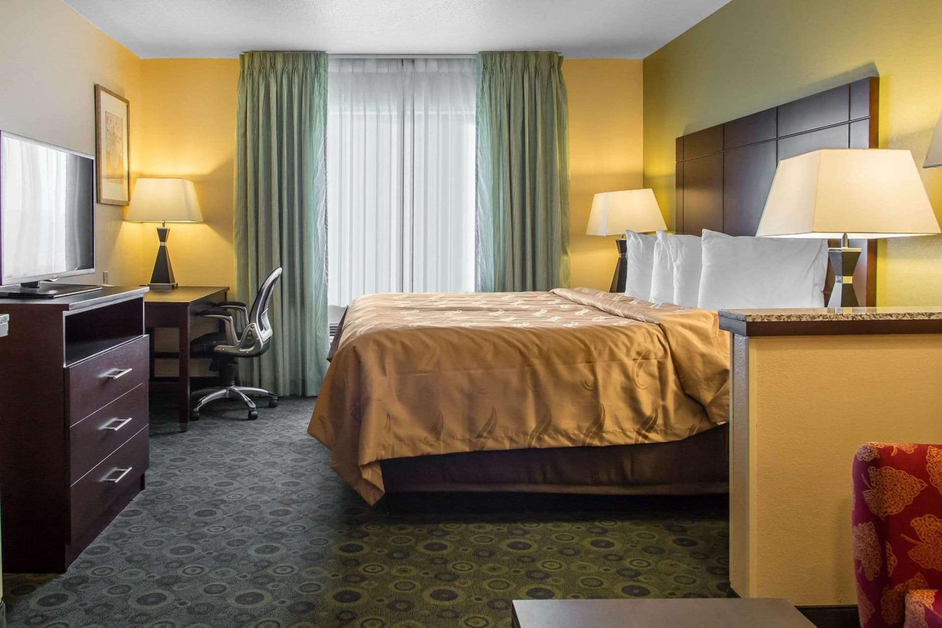 Quality Inn & Suites Bloomington I-55 and I-74 gallery photo in Bloomington, IL — image 11