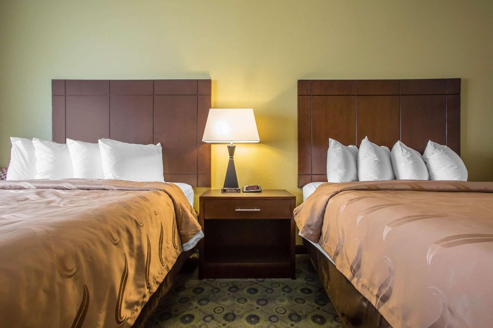 Quality Inn & Suites Bloomington I-55 and I-74 gallery photo in Bloomington, IL — image 16
