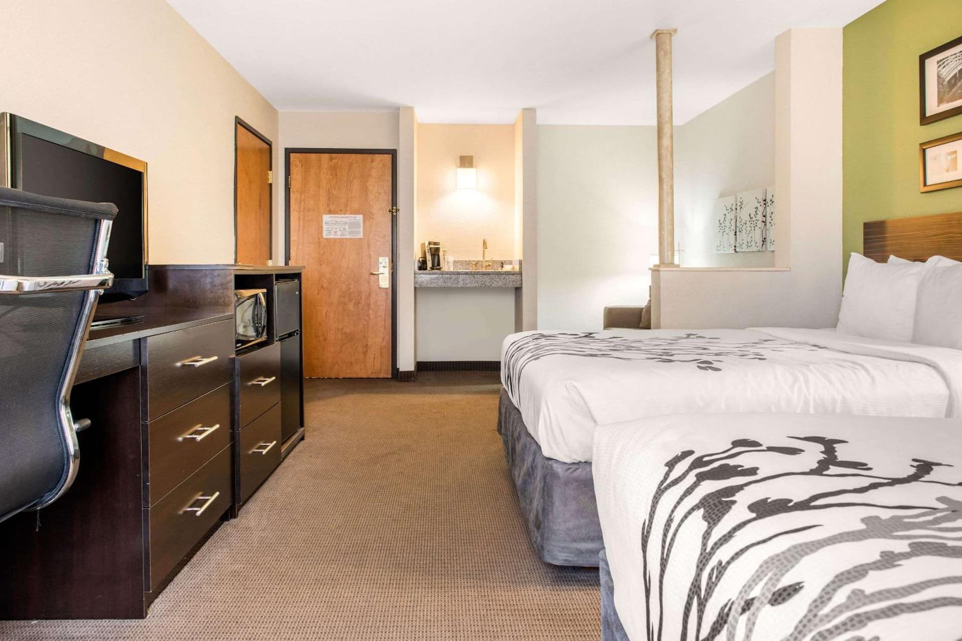 Sleep Inn & Suites Columbus South gallery photo in Columbus, IN — image 31