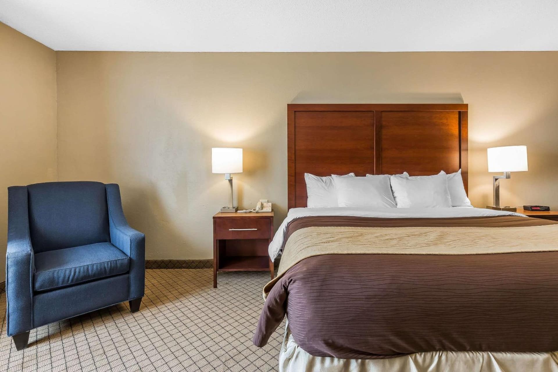 Comfort Inn & Suites Mishawaka-South Bend gallery photo in South Bend, IN — image 7