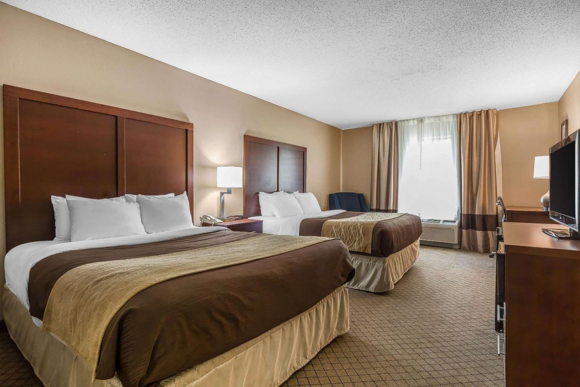 Comfort Inn & Suites Mishawaka-South Bend gallery photo in South Bend, IN — image 30