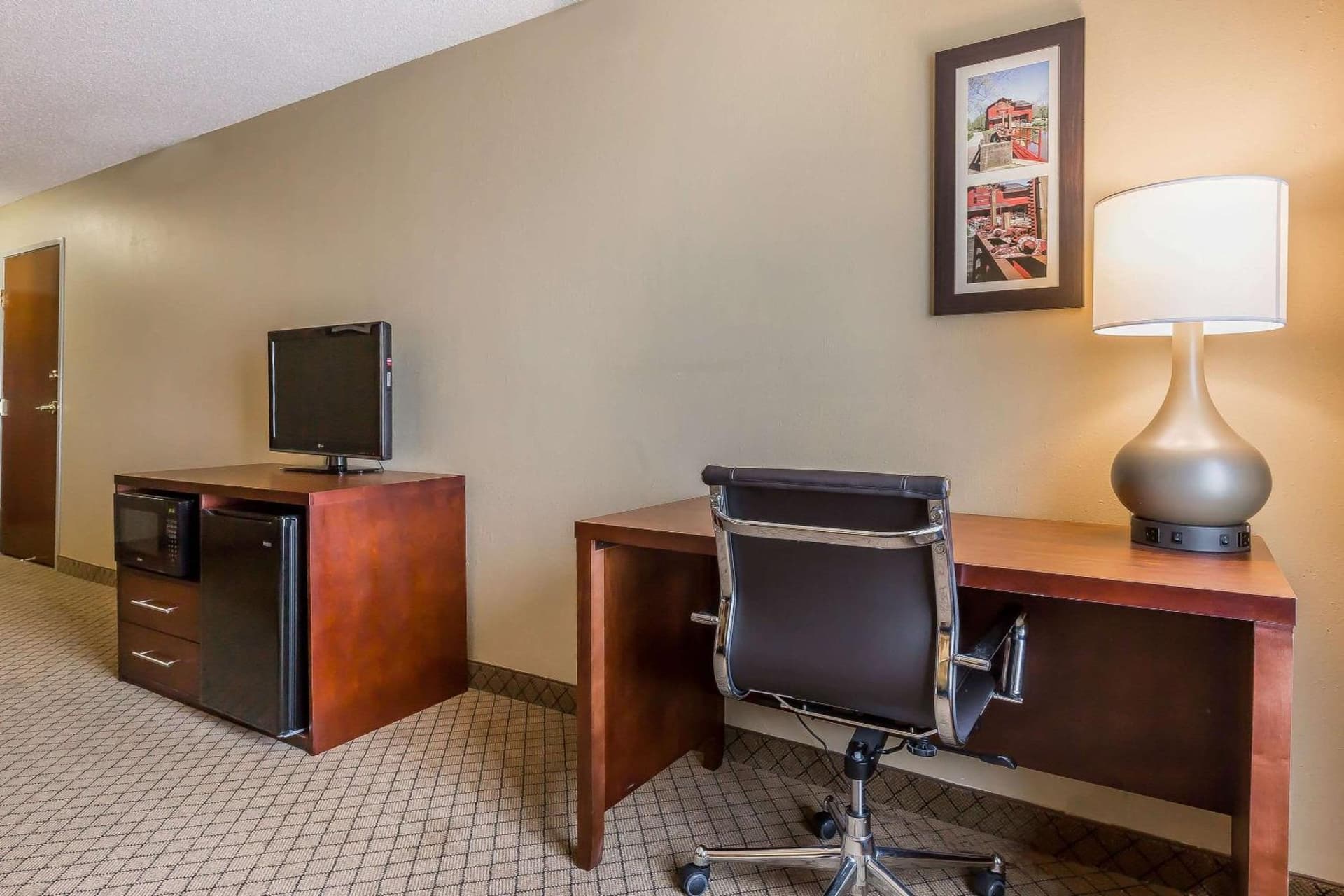 Comfort Inn & Suites Mishawaka-South Bend gallery photo in South Bend, IN — image 6