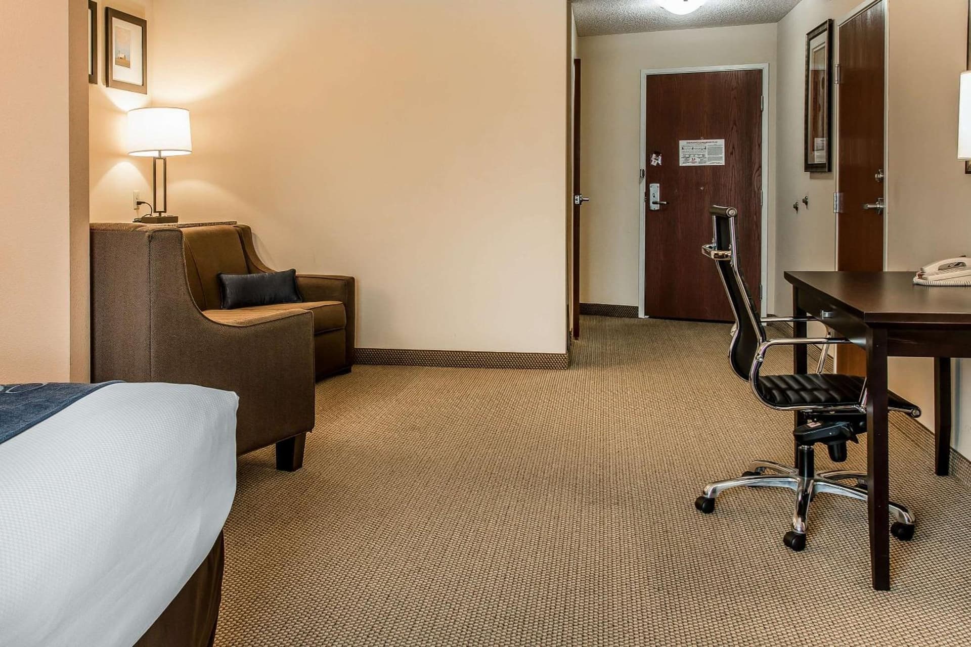 Comfort Suites South Bend Near Casino gallery photo in South Bend, IN — image 25