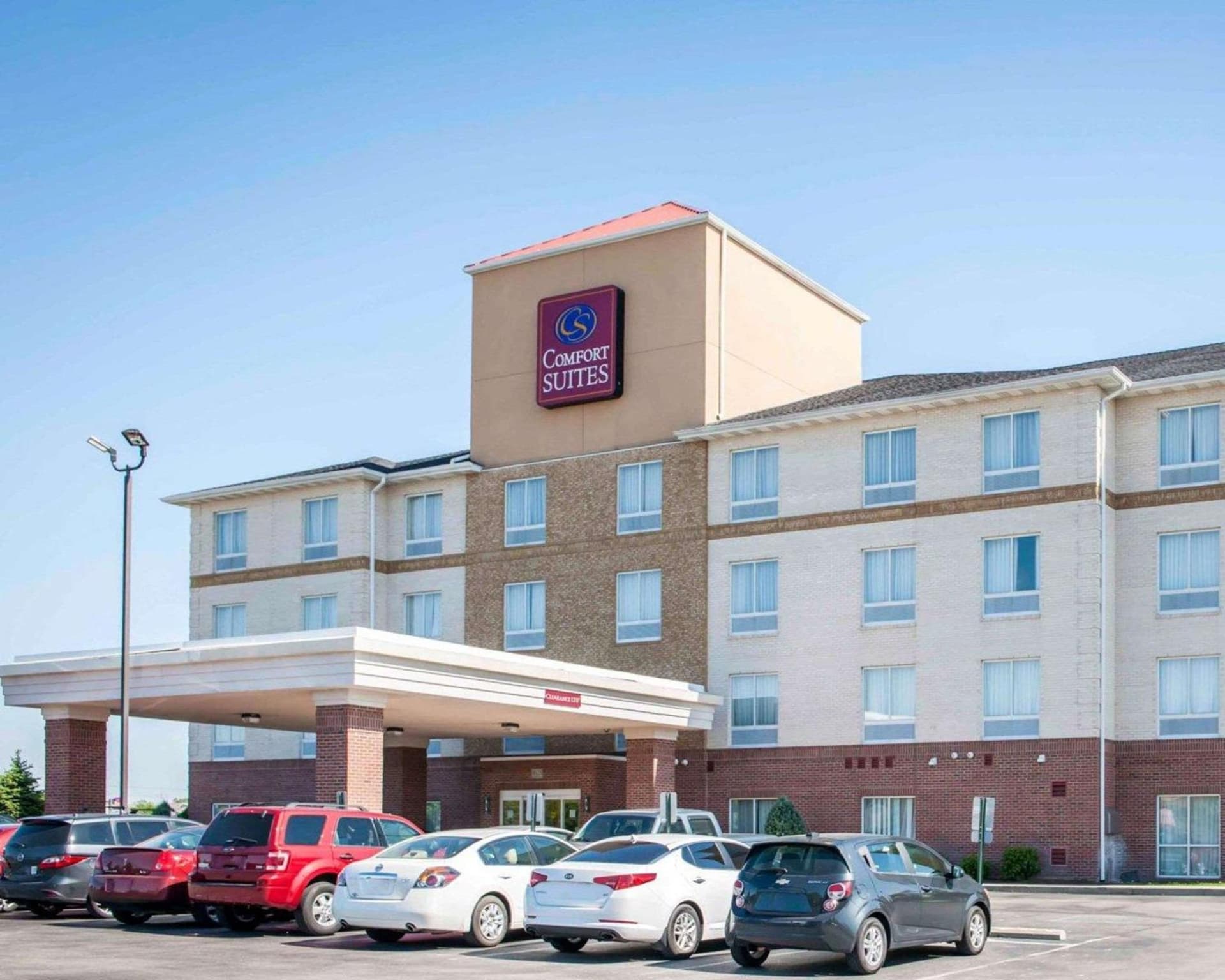 Comfort Suites Southport property views in Southport, IN — gallery photo 3