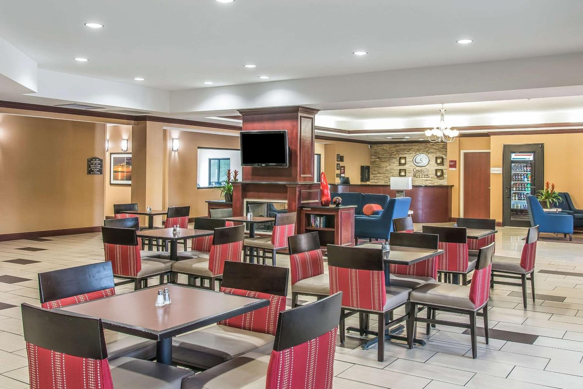 Comfort Suites South Bend Near Casino gallery photo in South Bend, IN — image 8