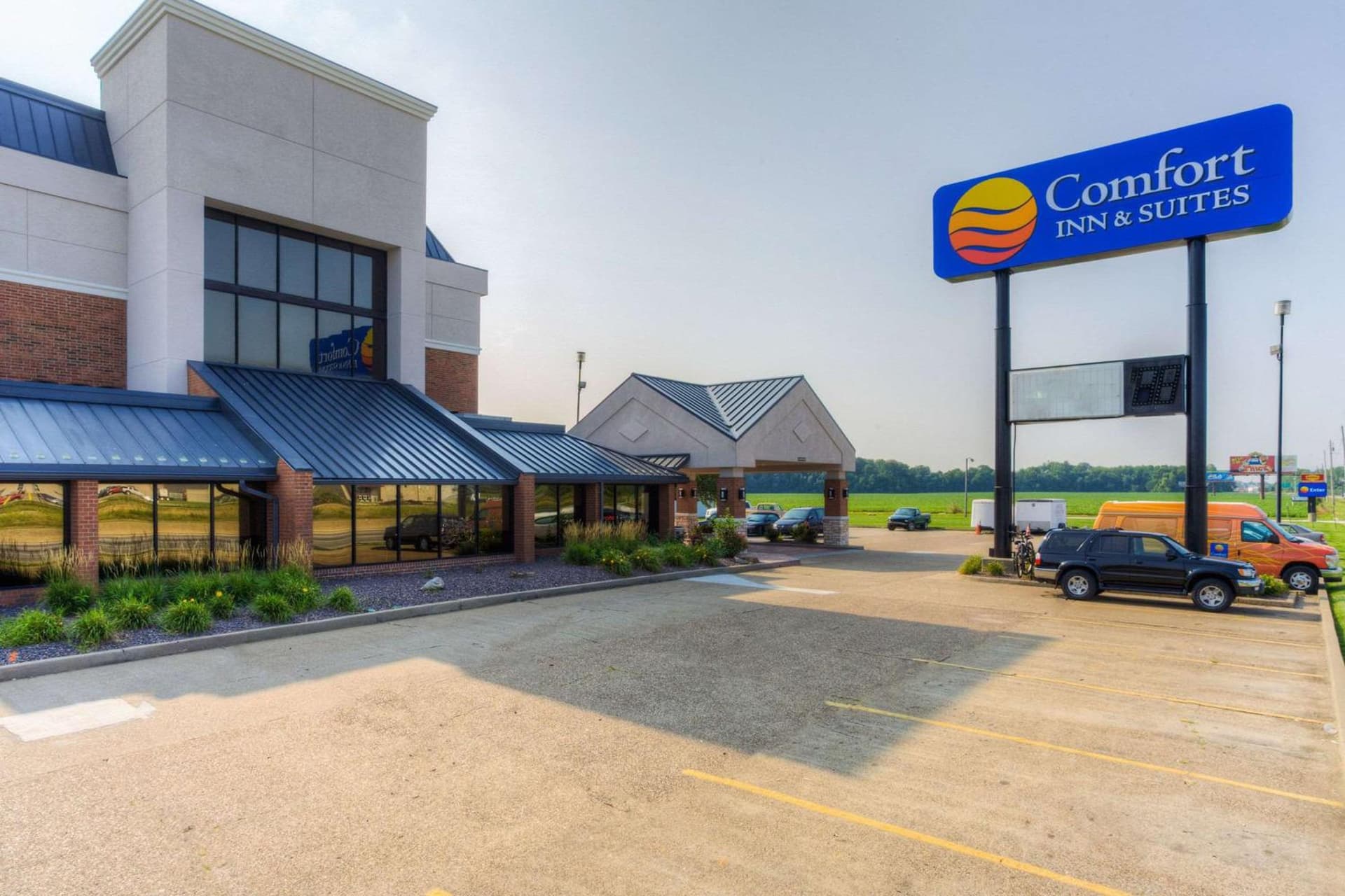Comfort Inn & Suites Evansville Airport gallery photo in Evansville, IN — image 30